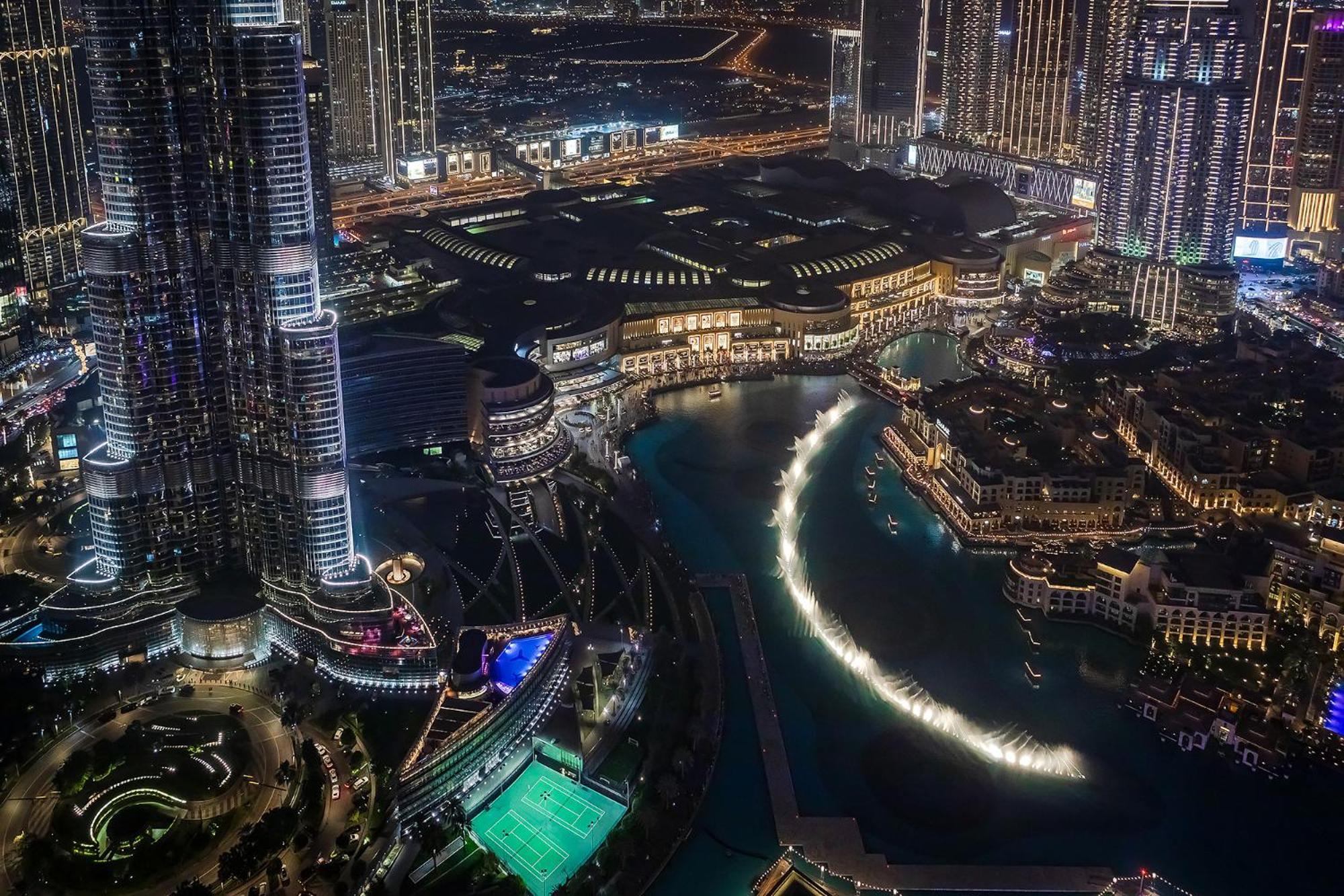 65th Floor Burj & Fountain Views Penthouse - Sleeps 9 - Grande Signature Residences Dubai