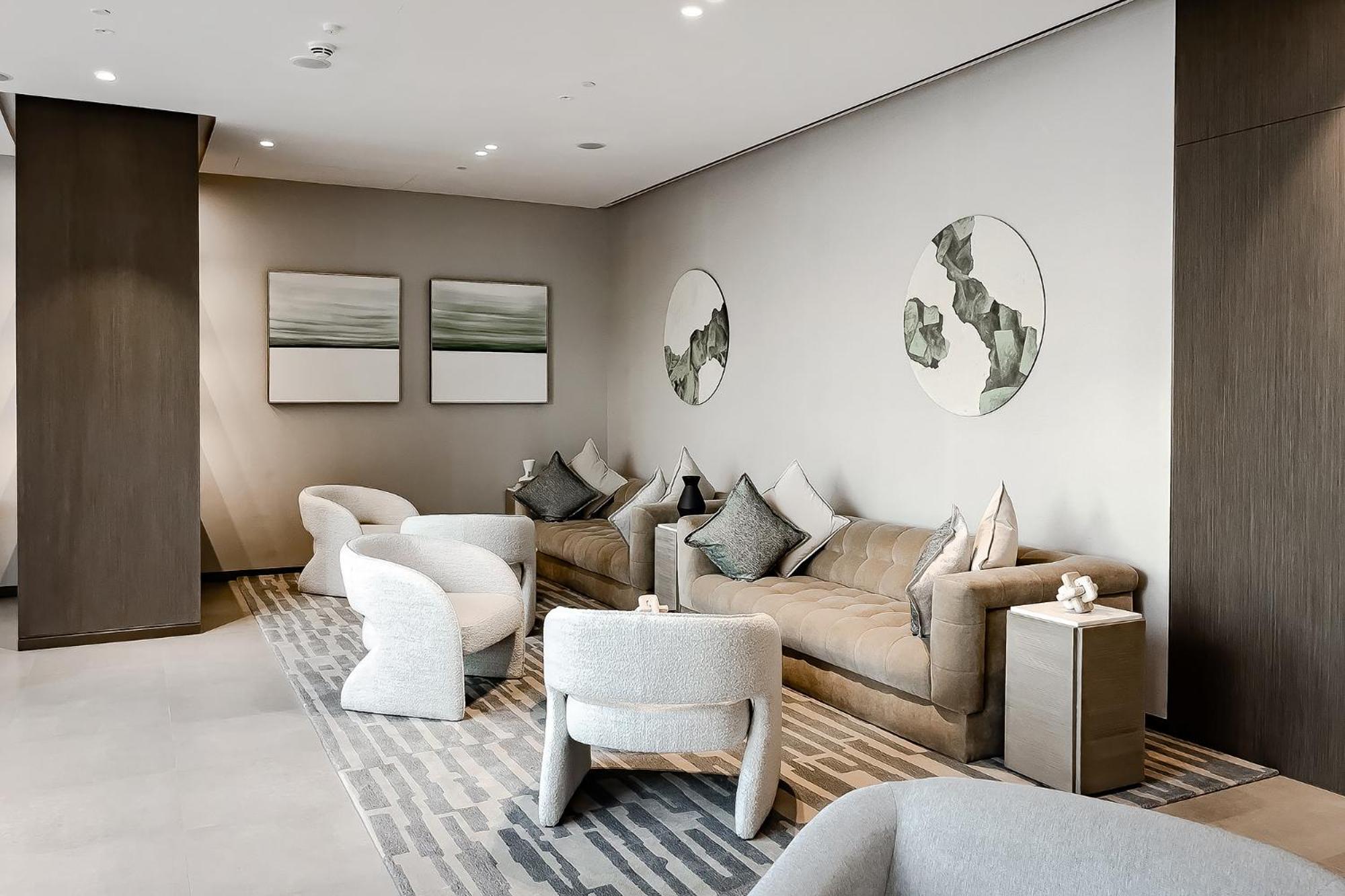65th Floor Burj & Fountain Views Penthouse - Sleeps 9 - Grande Signature Residences Dubai