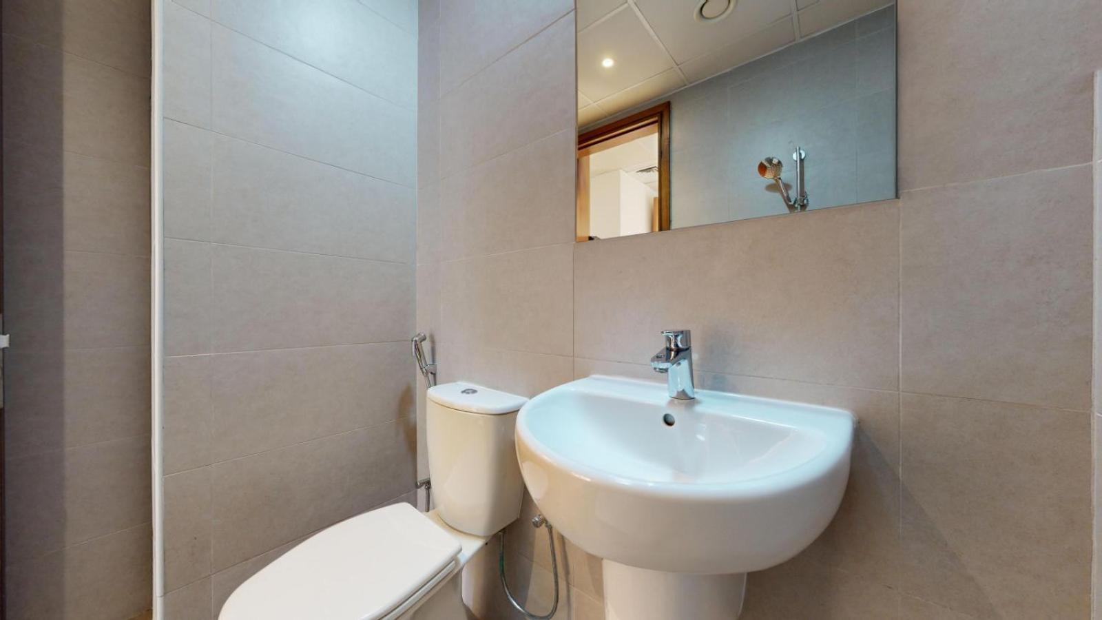 The Atria Residences - Luxurious Two Bedroom * Dubai