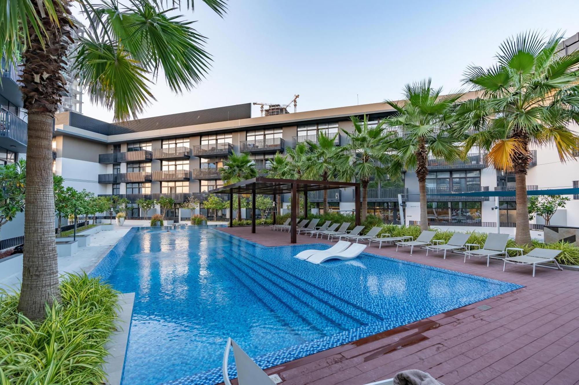 Cozy And Peaceful 2 Bedroom With Private Garden Apartment