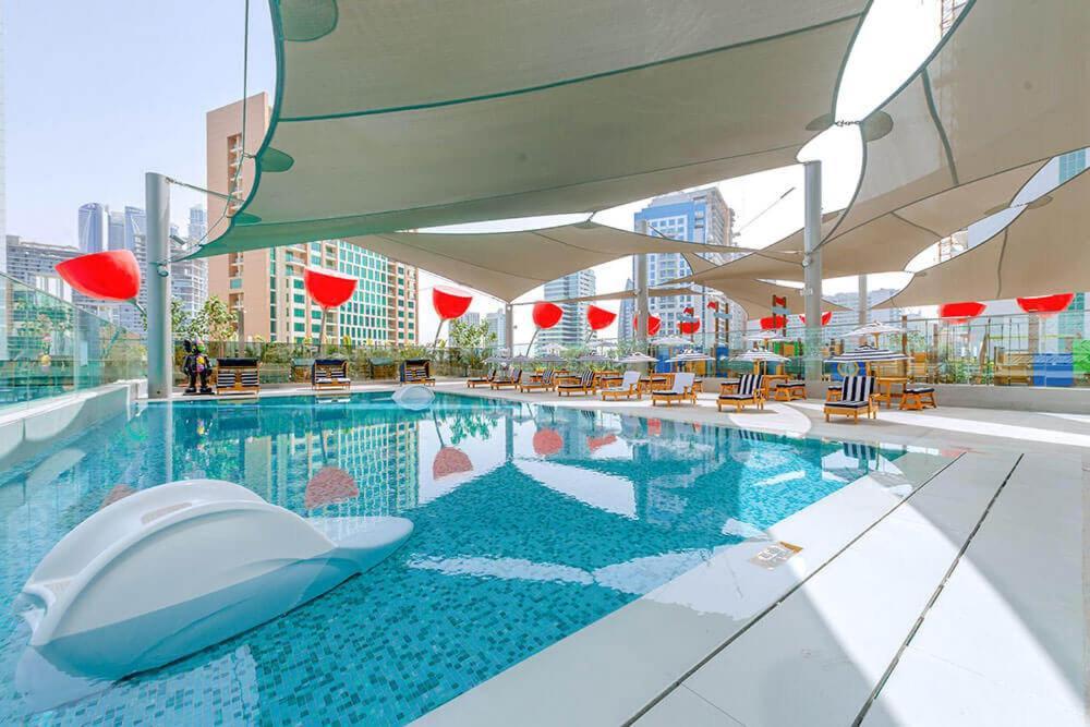 Chic 5 Min Walk To Mall & Burj *