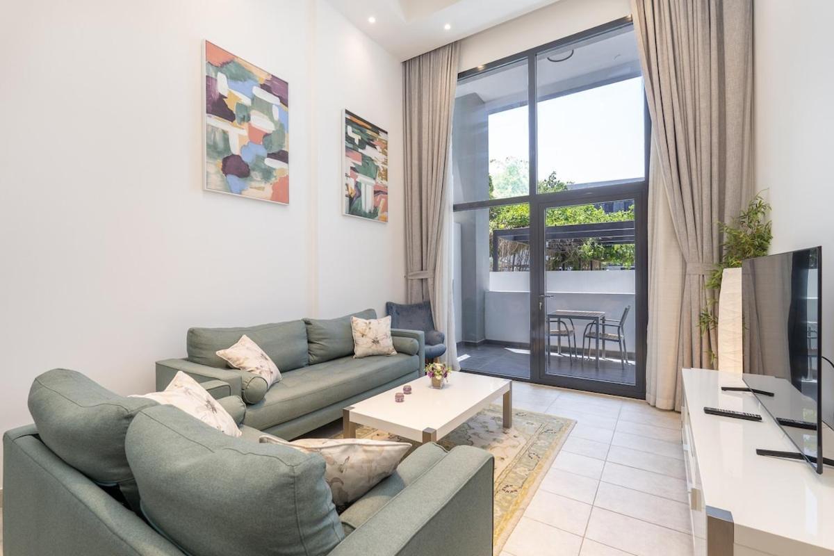Stylish 2-bedroom Perfect For Family In Jvc