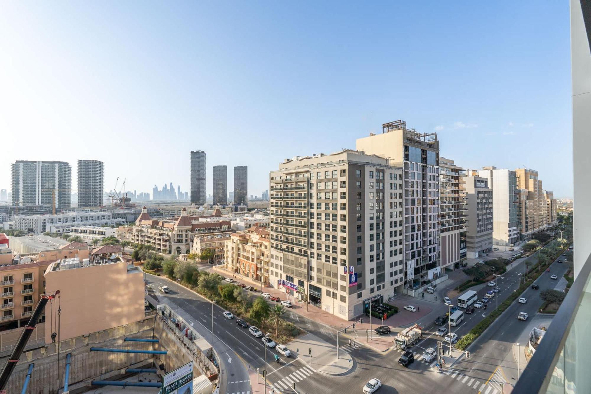 Ravishing 1 Bedroom In Binghatti Amber * Dubai