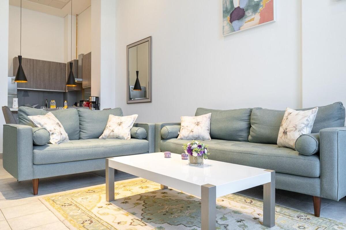 Stylish 2-bedroom Perfect For Family In Jvc *