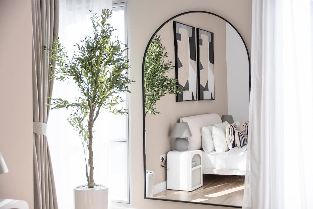 Apartment Stylish 1-bedroom Perfect For 4 In Jbr Marina Dubai