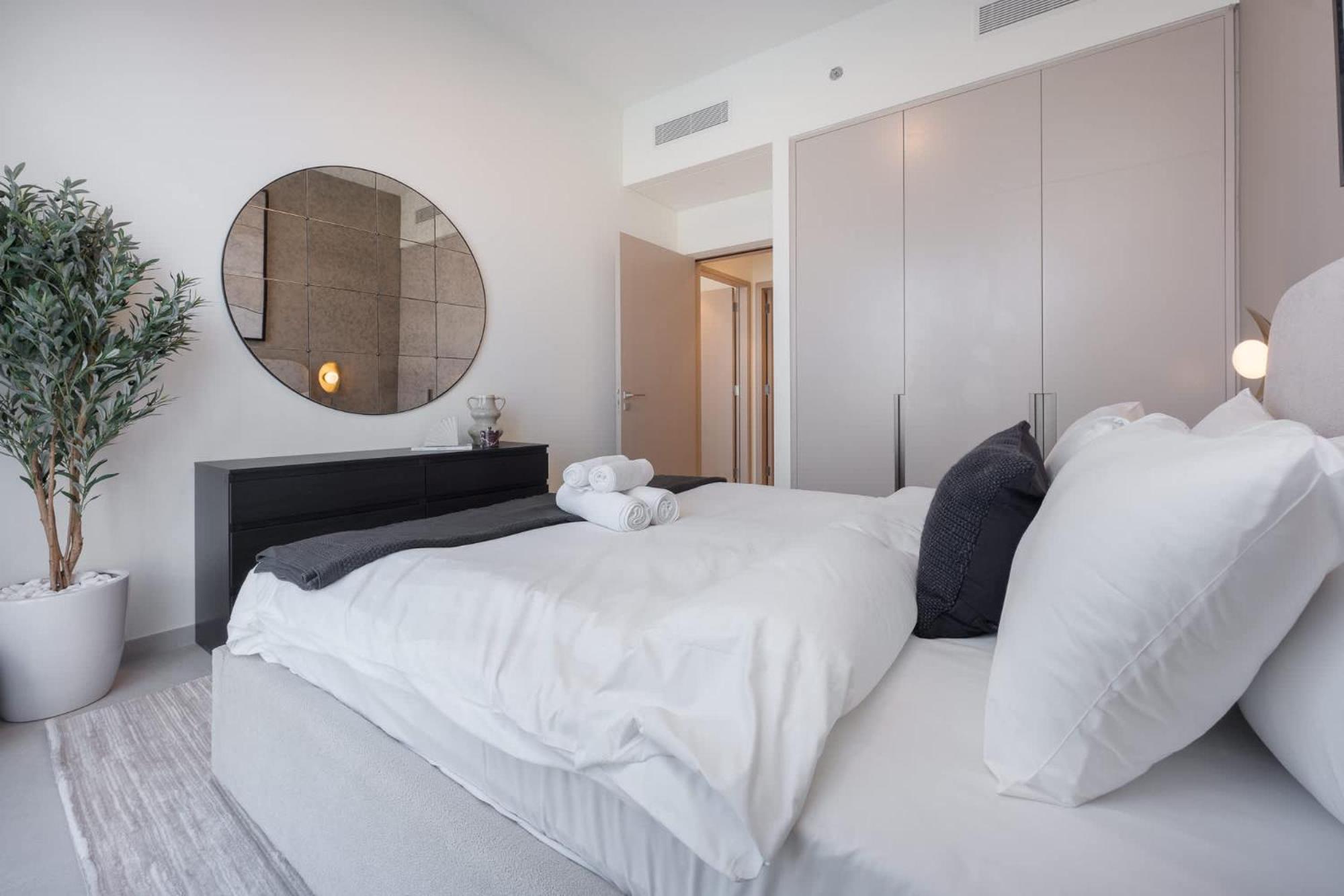 Cozy 2-bedroom Perfect For Family In Downtown With Burj Khalifa Views Apartment *