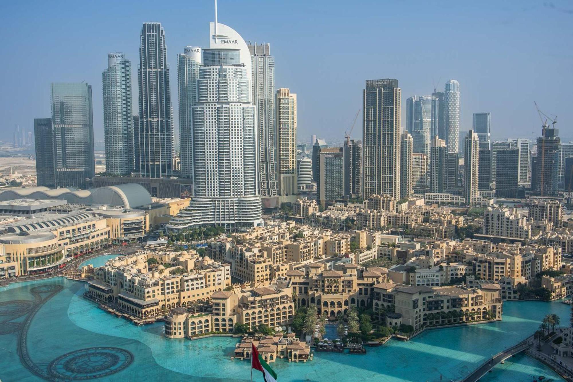 Cozy 2-bedroom Perfect For Family In Downtown With Burj Khalifa Views Dubai