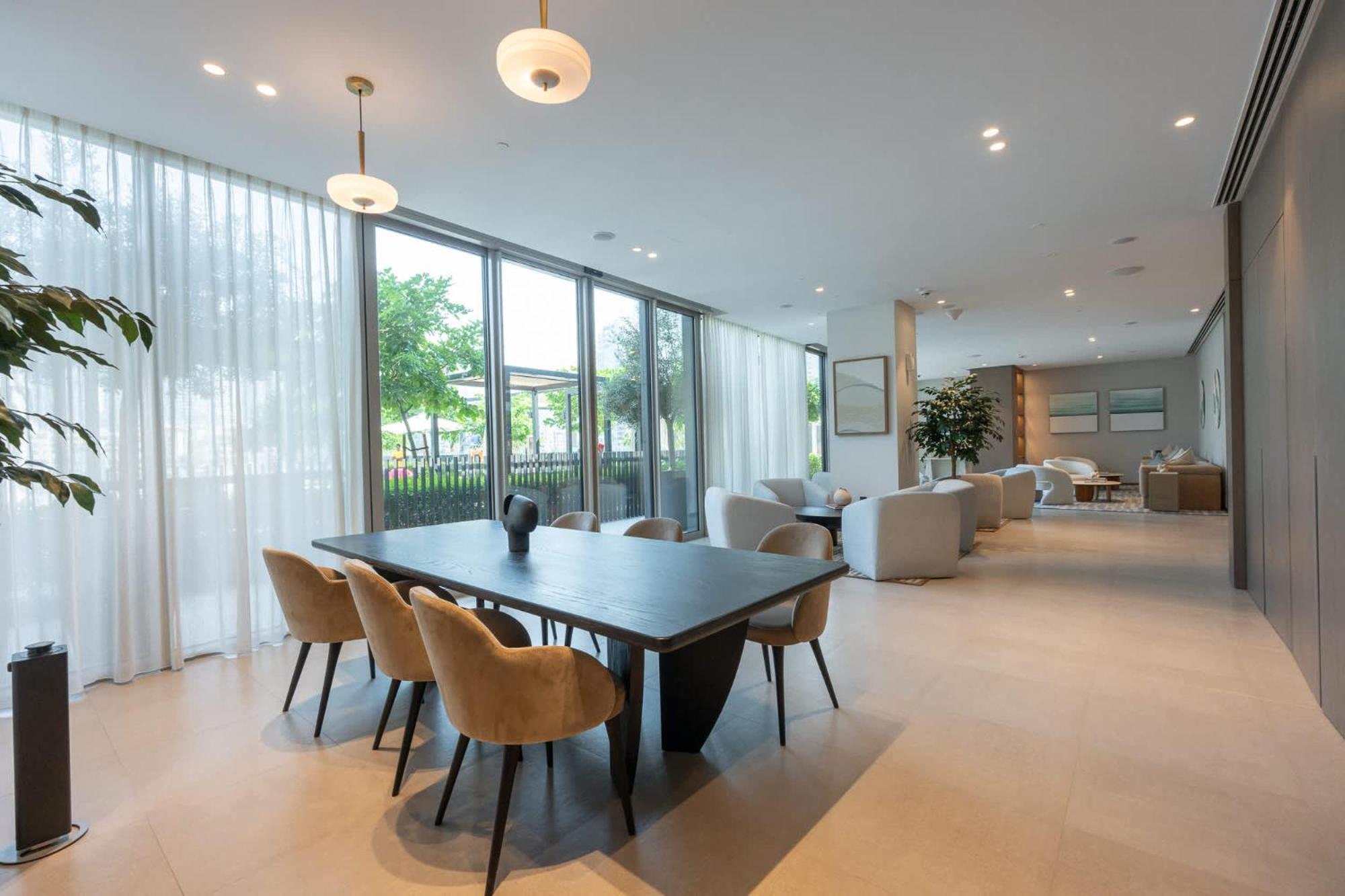Apartment Cozy 2-bedroom Perfect For Family In Downtown With Burj Khalifa Views *