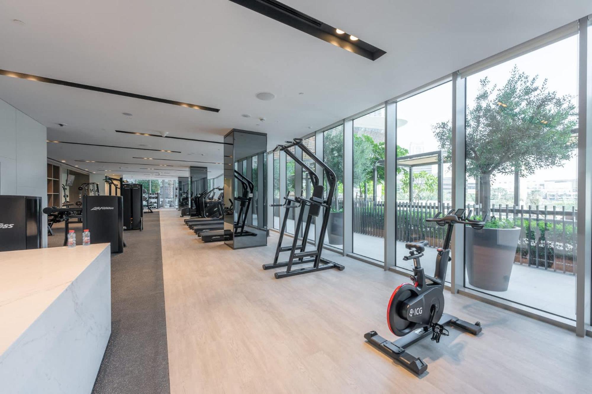 Cozy 2-bedroom Perfect For Family In Downtown With Burj Khalifa Views *