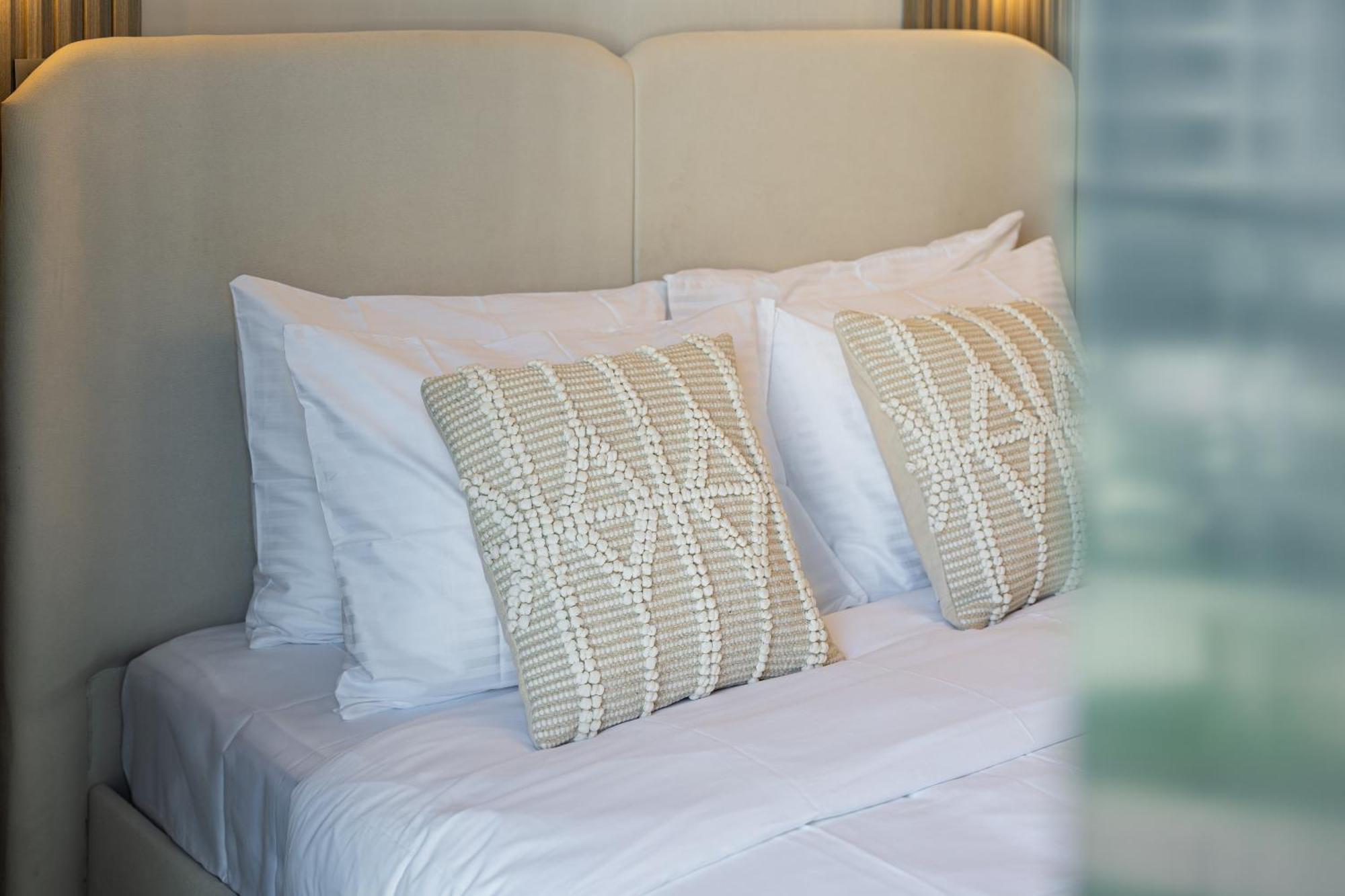 New Chic In Azizi Riviera One Apartment
