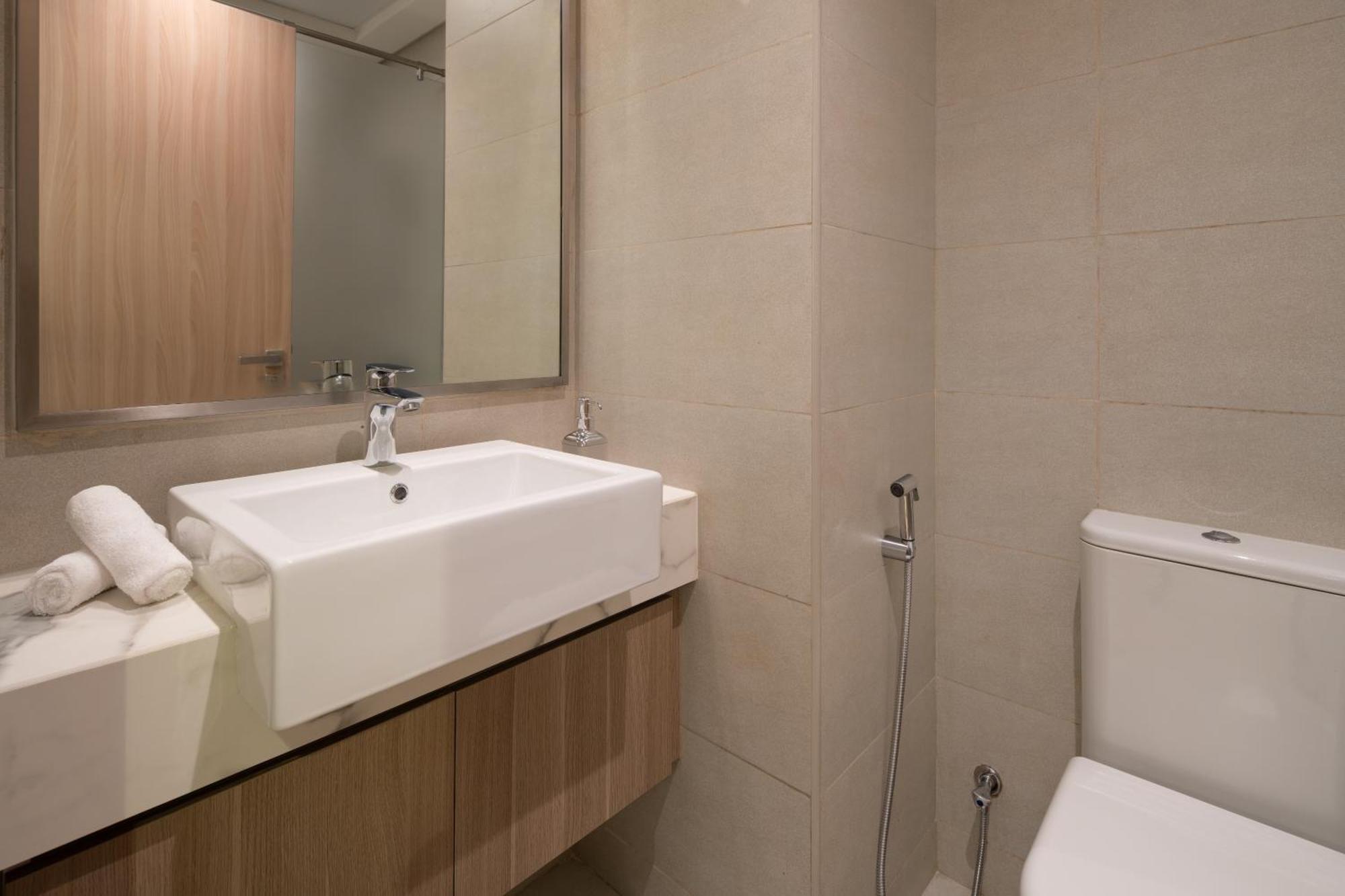 Apartment New Chic In Azizi Riviera One *