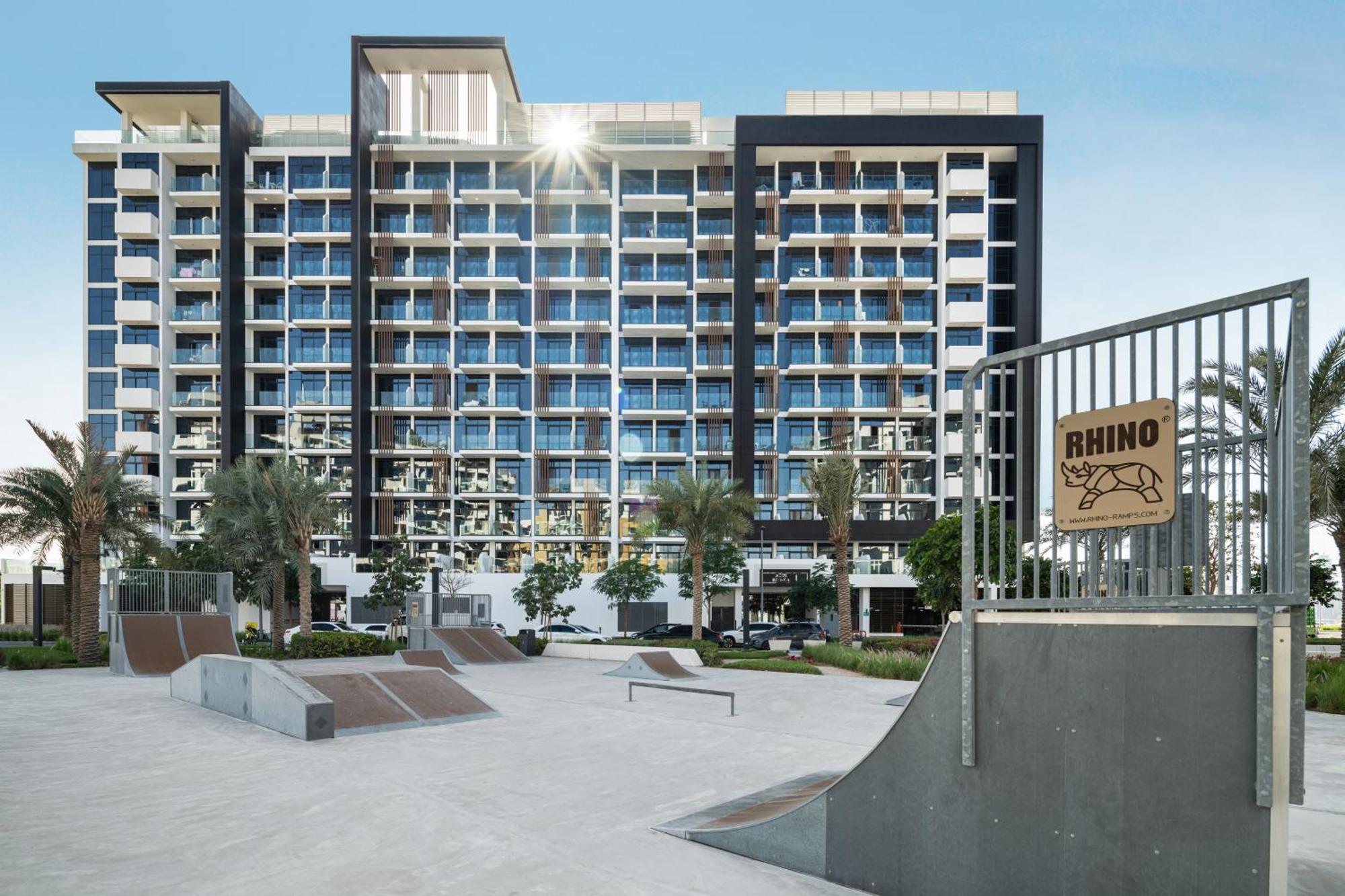 New Chic In Azizi Riviera One Apartment *
