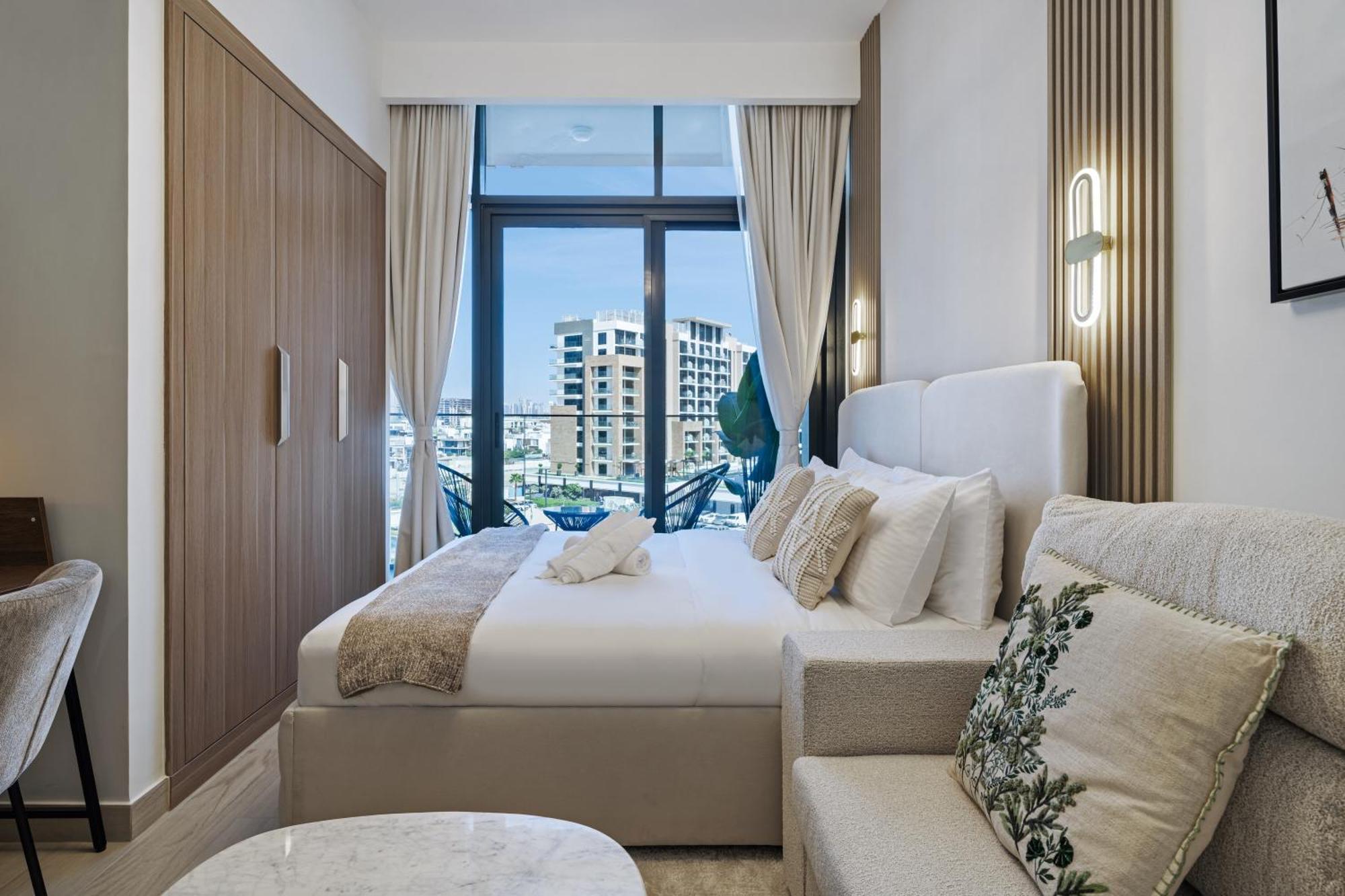 New Chic In Azizi Riviera One Dubai