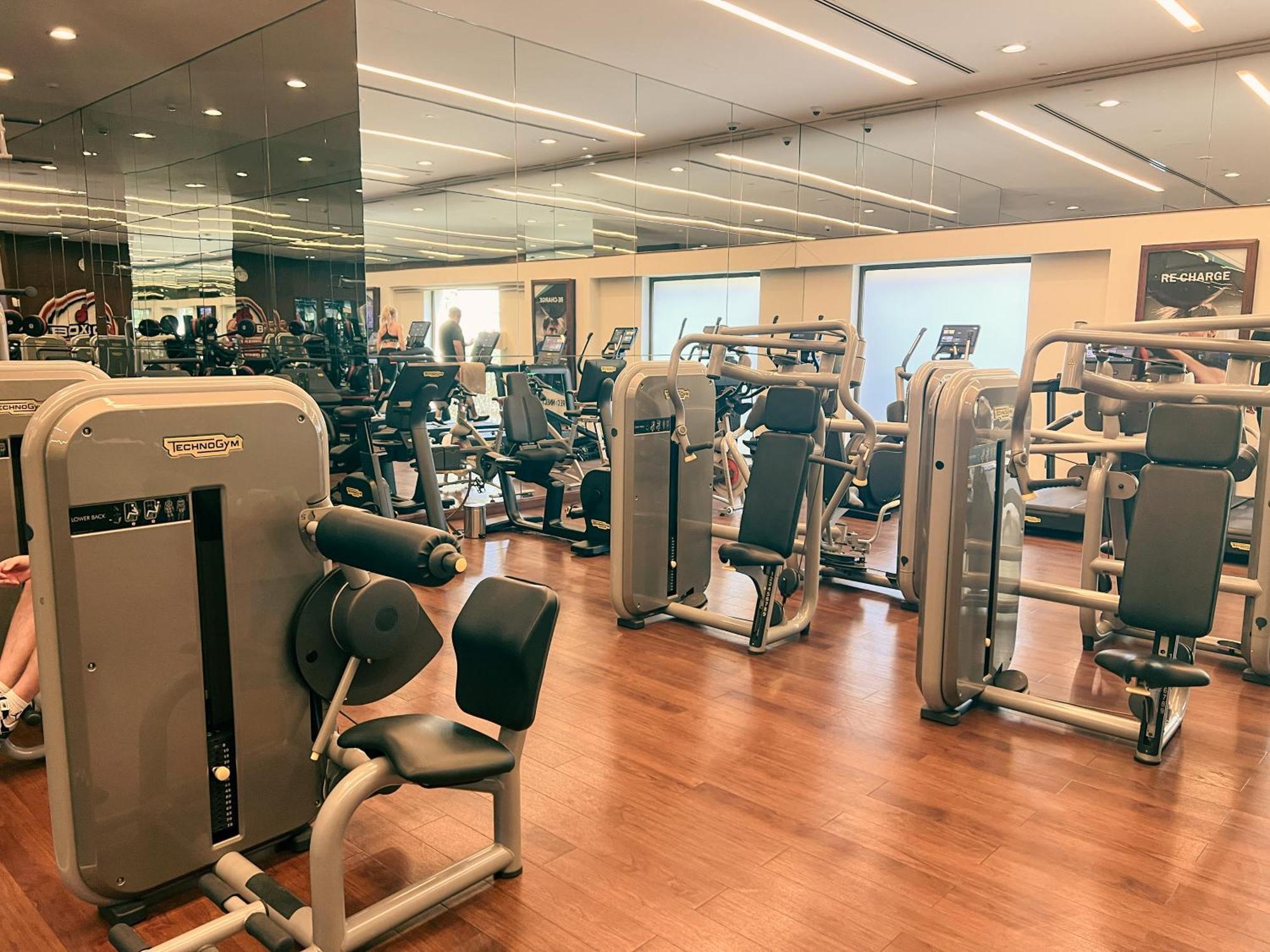 New Fairmont Private Club Access Palm Jumeirah Dubai