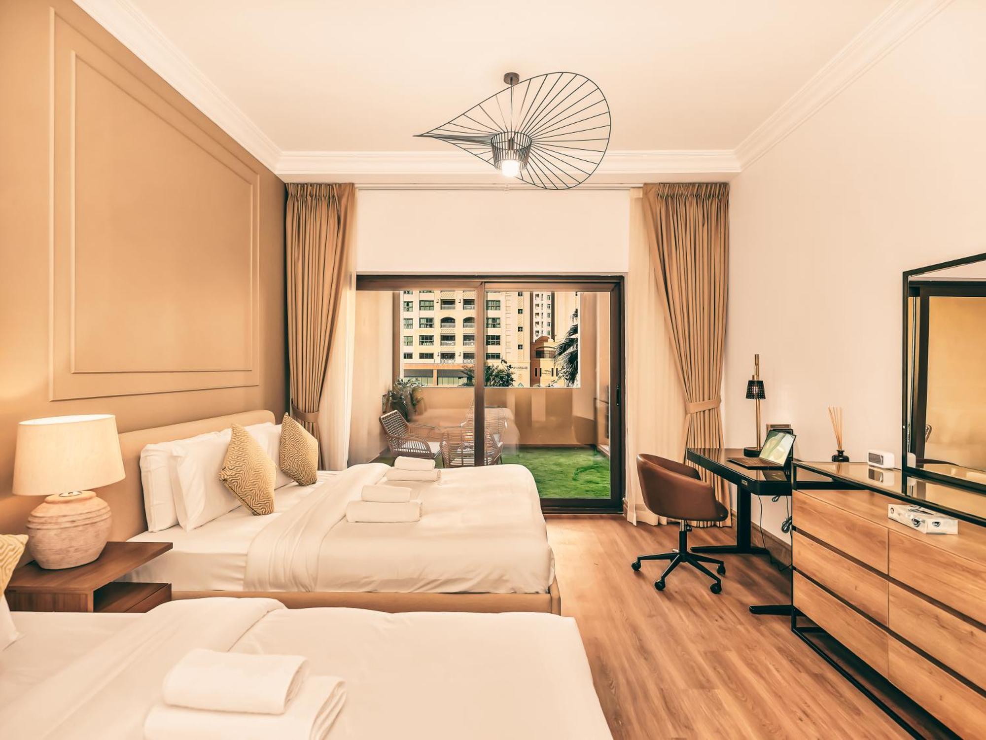 Apartment New Fairmont Private Club Access Palm Jumeirah Dubai