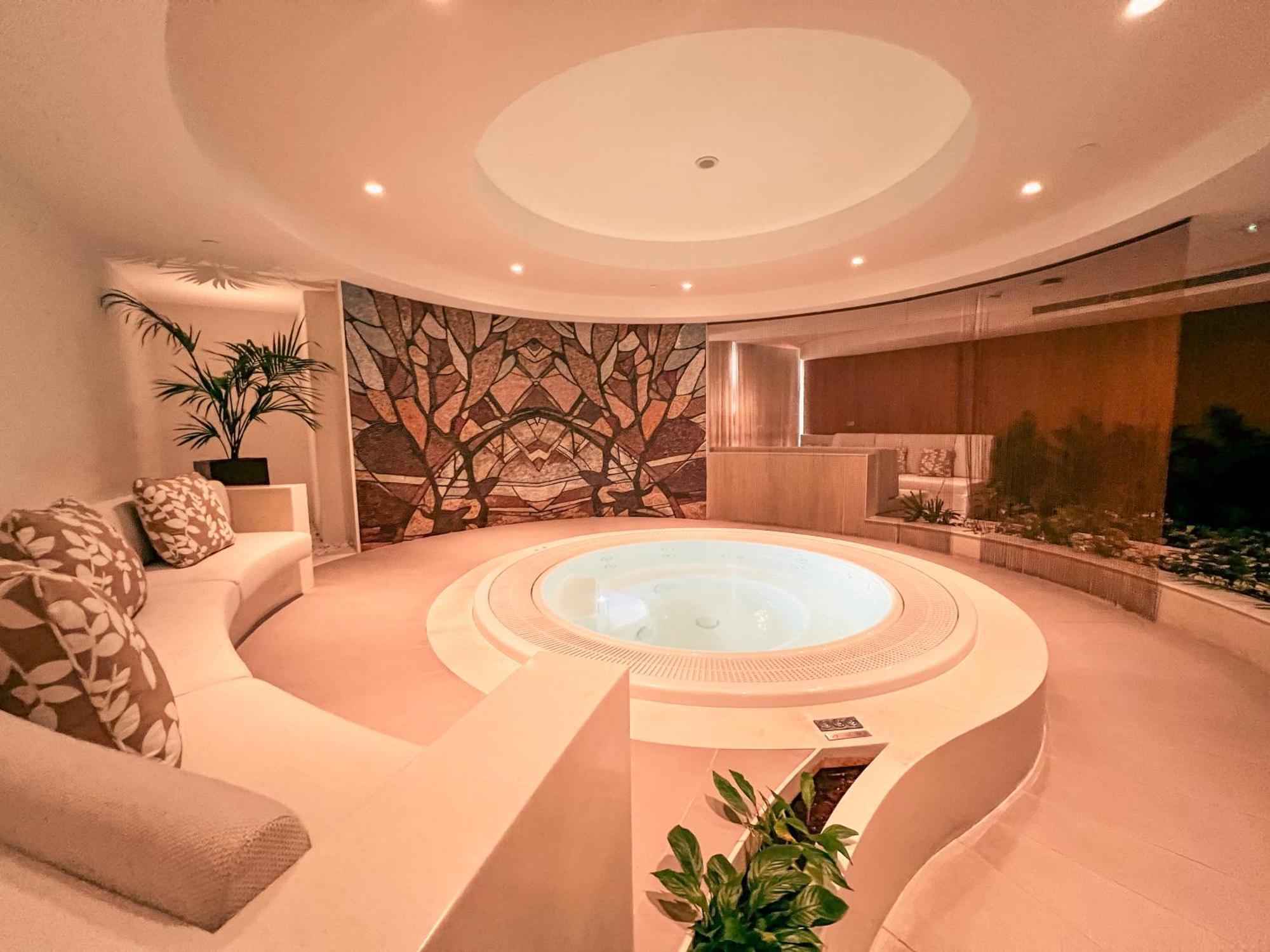 Apartment New Fairmont Private Club Access Palm Jumeirah