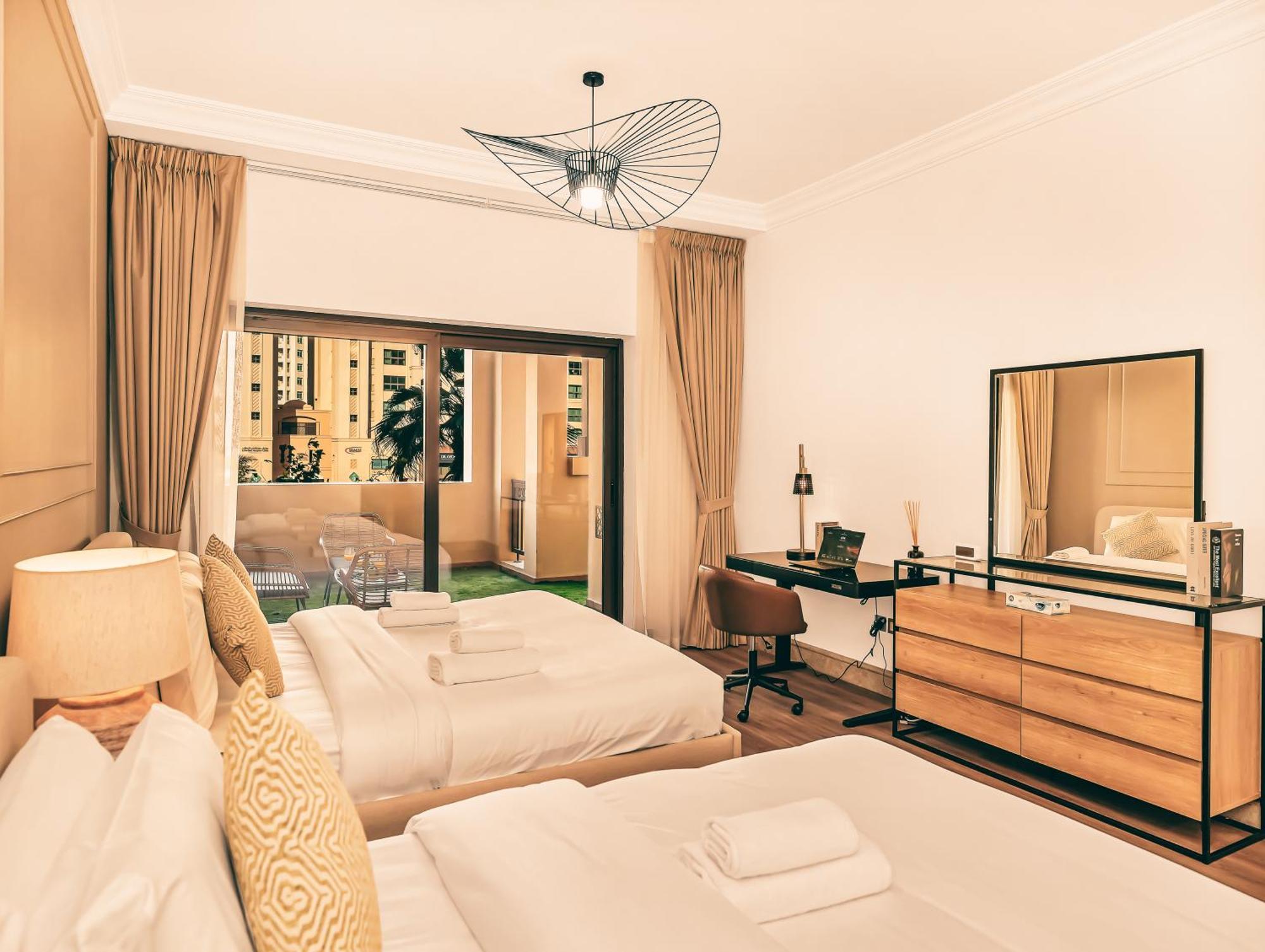 New Fairmont Private Club Access Palm Jumeirah Apartment *