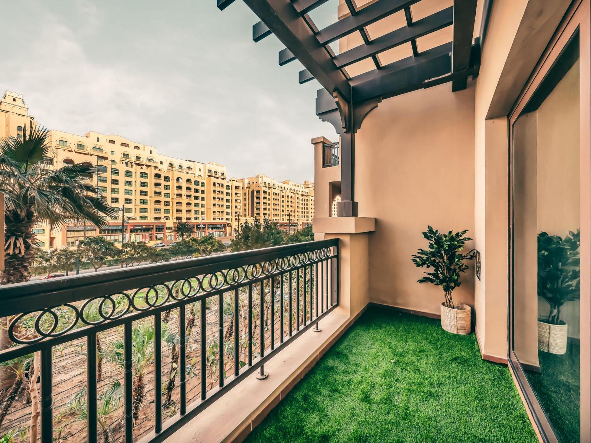 New Fairmont Private Club Access Palm Jumeirah Apartment *