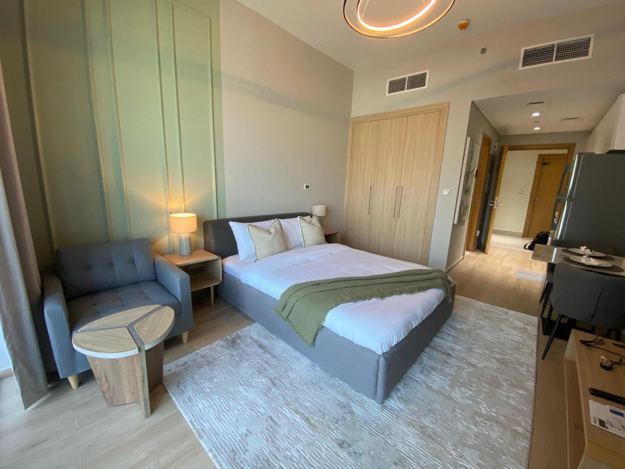 Apartment Furnished Next To Metro Dubai