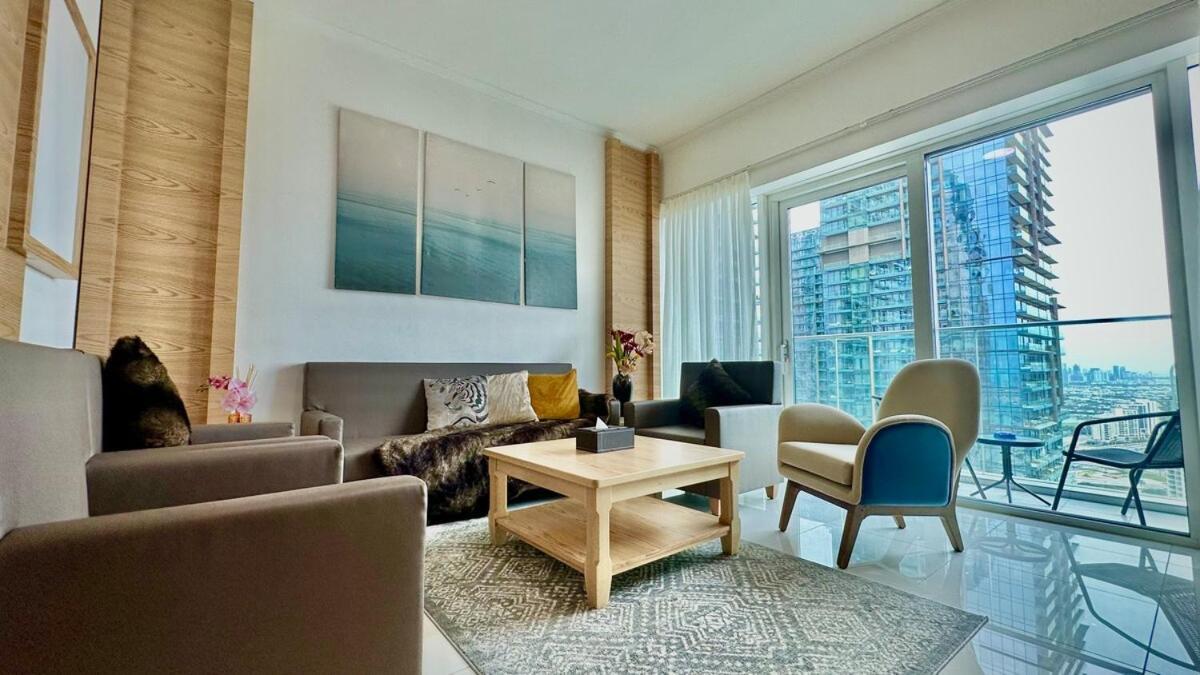 Apartment Exclusive 2br Escape With Marina Views In Damac Heights By Bhavan *