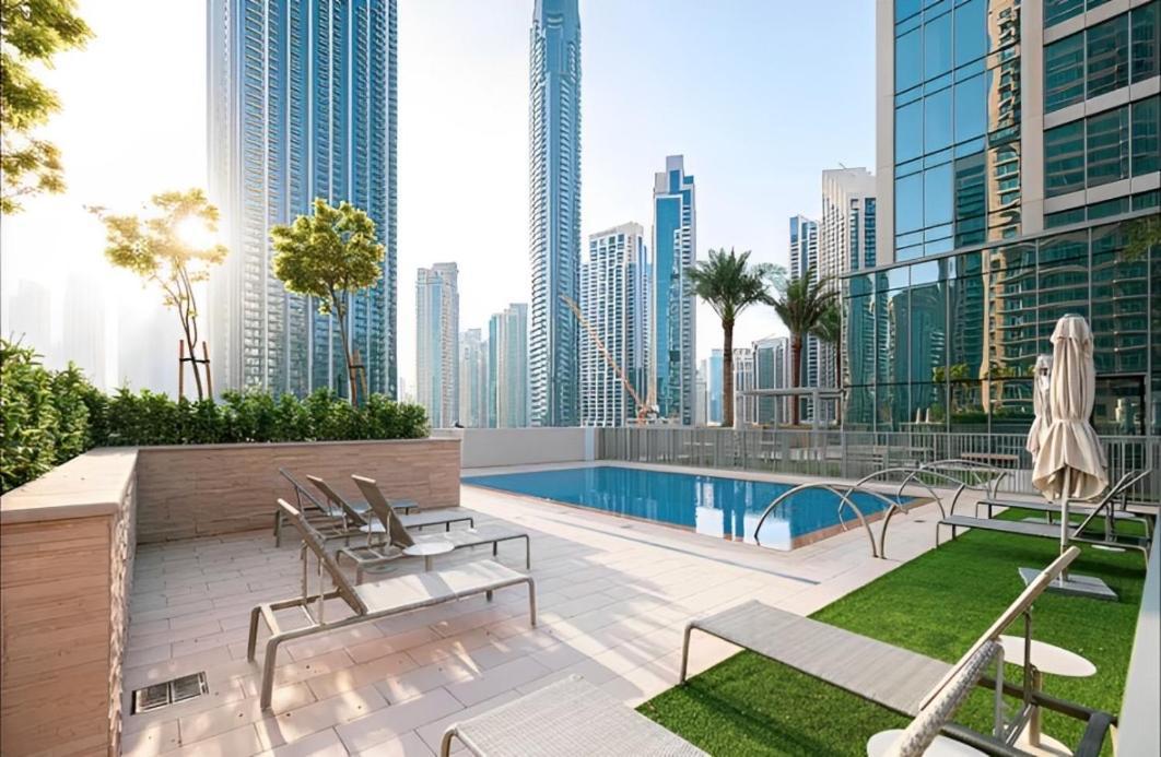 Apartment 2br With Pool & Gym 2mins To Burj & Mall