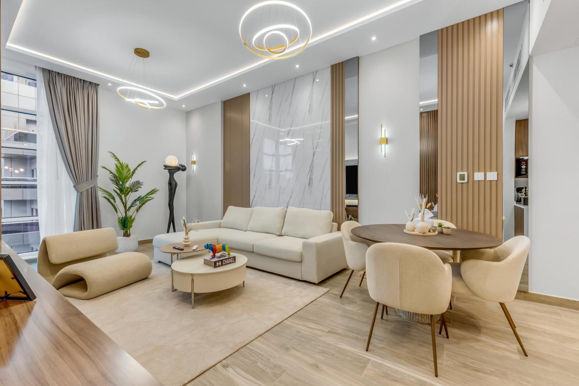 Apartment Above And Beyond - 1bdr With Burj Khalifa Views - Mayfair Tower In Business Bay Dubai