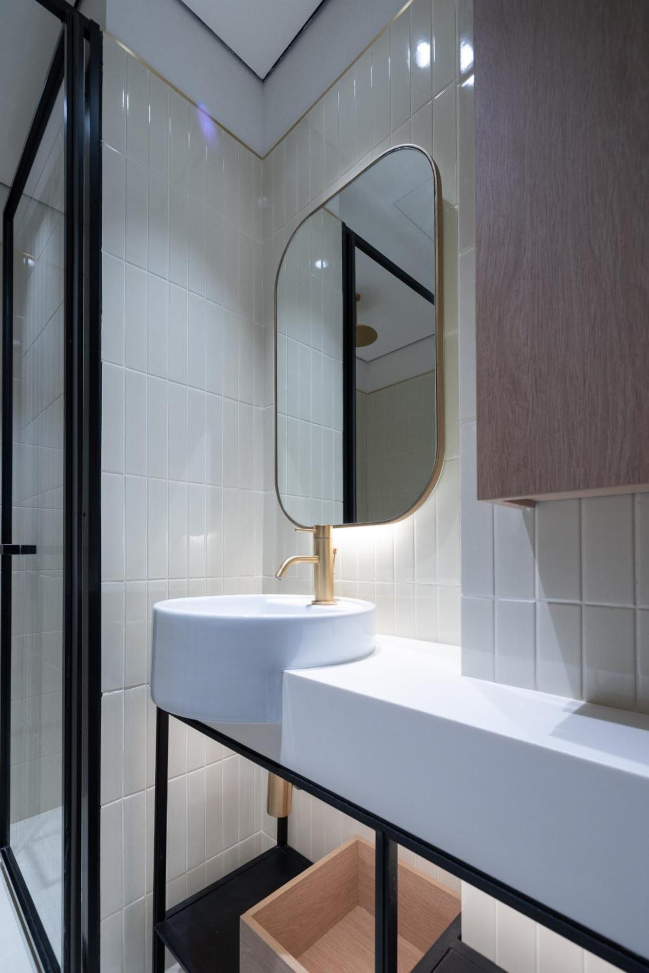 Apartment Modern At Upside Living With Burj Views - Business Travelers Dubai