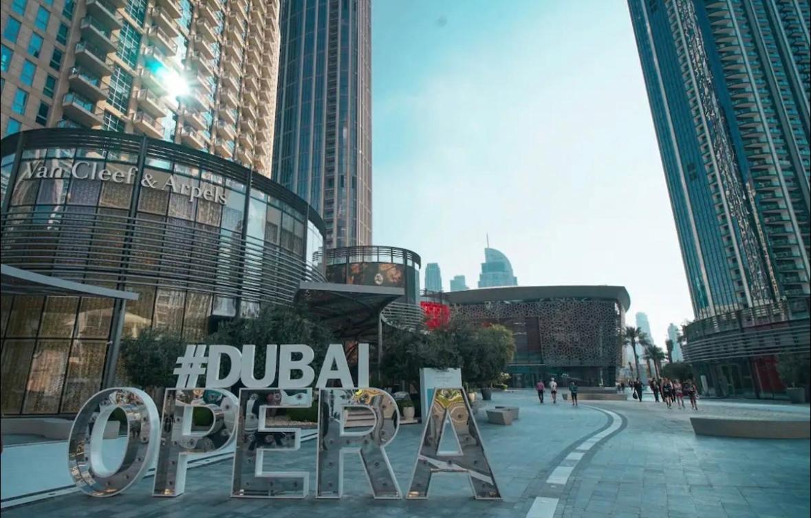 2br With Pool & Gym 2mins To Burj & Mall *