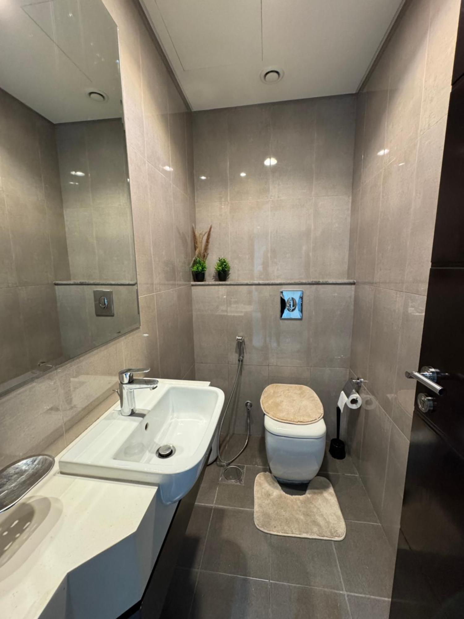 Lala Land Homes - Magnificent 1 Bedroom In Business Bay Apartment