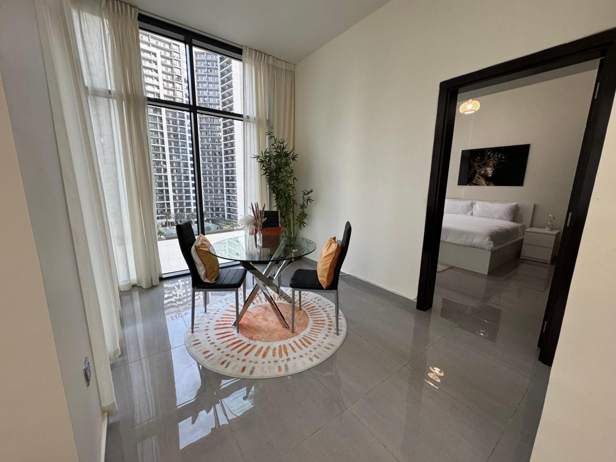 Lala Land Homes - Magnificent 1 Bedroom In Business Bay *