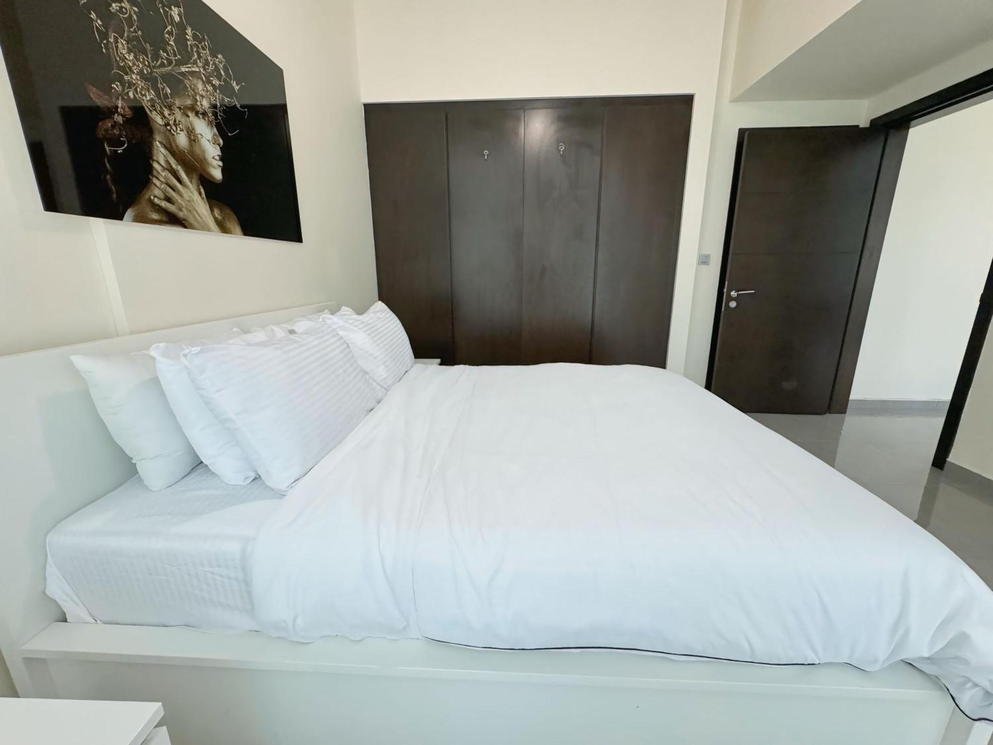 Apartment Lala Land Homes - Magnificent 1 Bedroom In Business Bay *