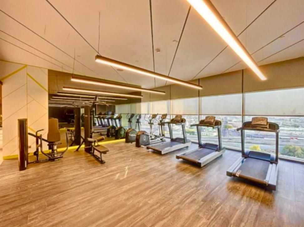 Fantastic Downtown Skyline Und Sea View 44th Floor Pool Gym Luxury Apartment Dubai