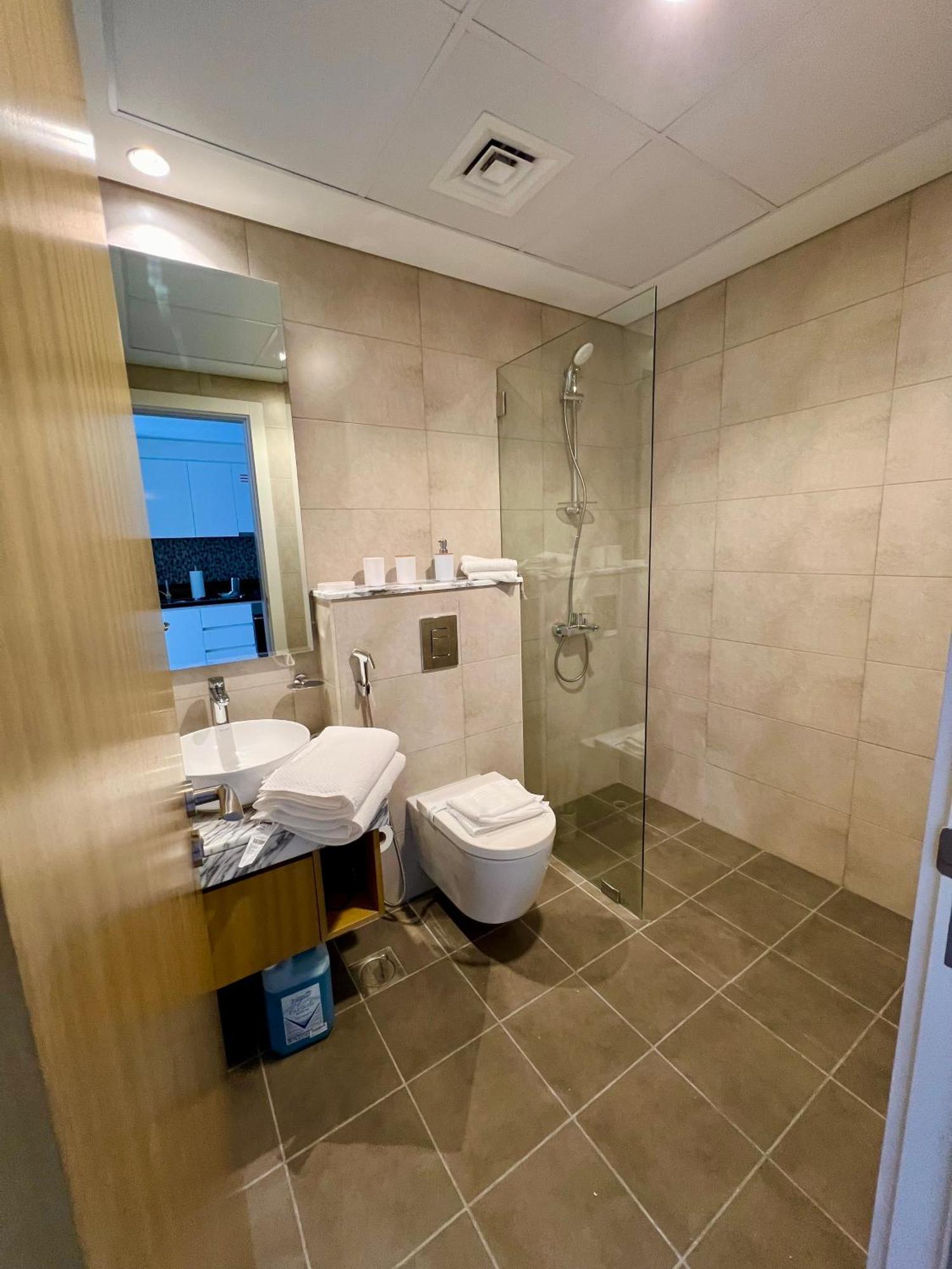 Fantastic Downtown Skyline Und Sea View 44th Floor Pool Gym Luxury * Dubai