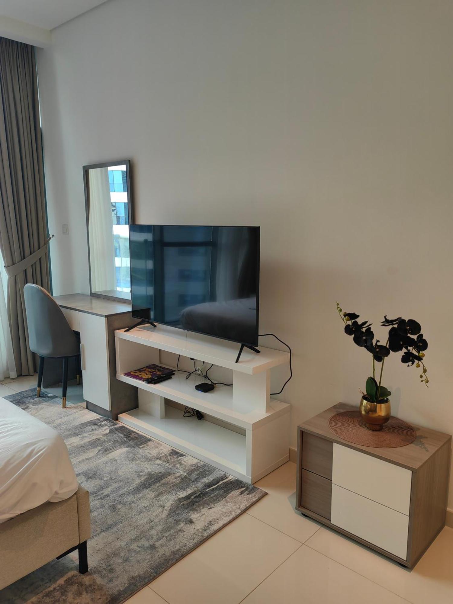 Apartment Seven Palm West Dubai