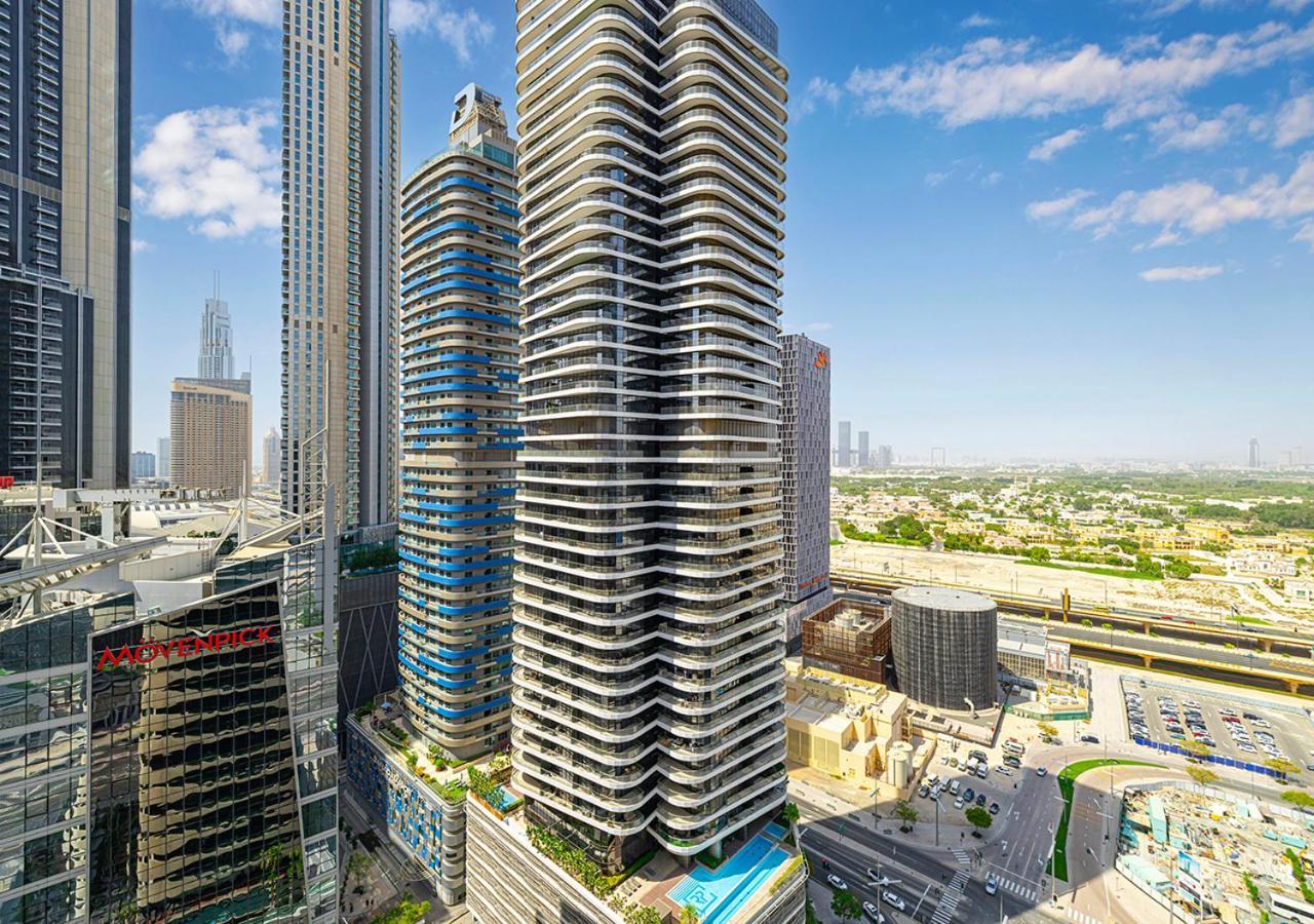Apartment 2 Bedroom Apartment! 5 Minute Walk To Mall! Burj Khalifa View!
