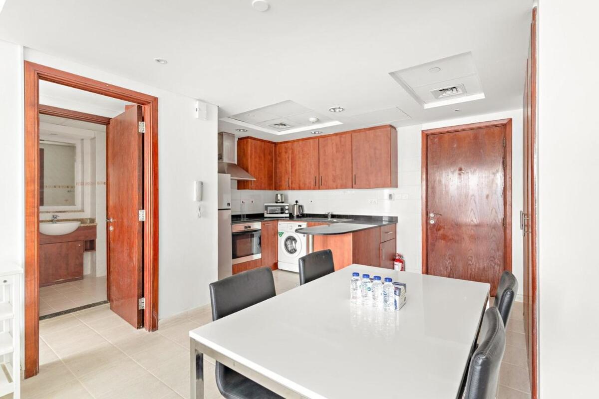 Amazing 1br In Jlt With View Pool And Gym Apartment *