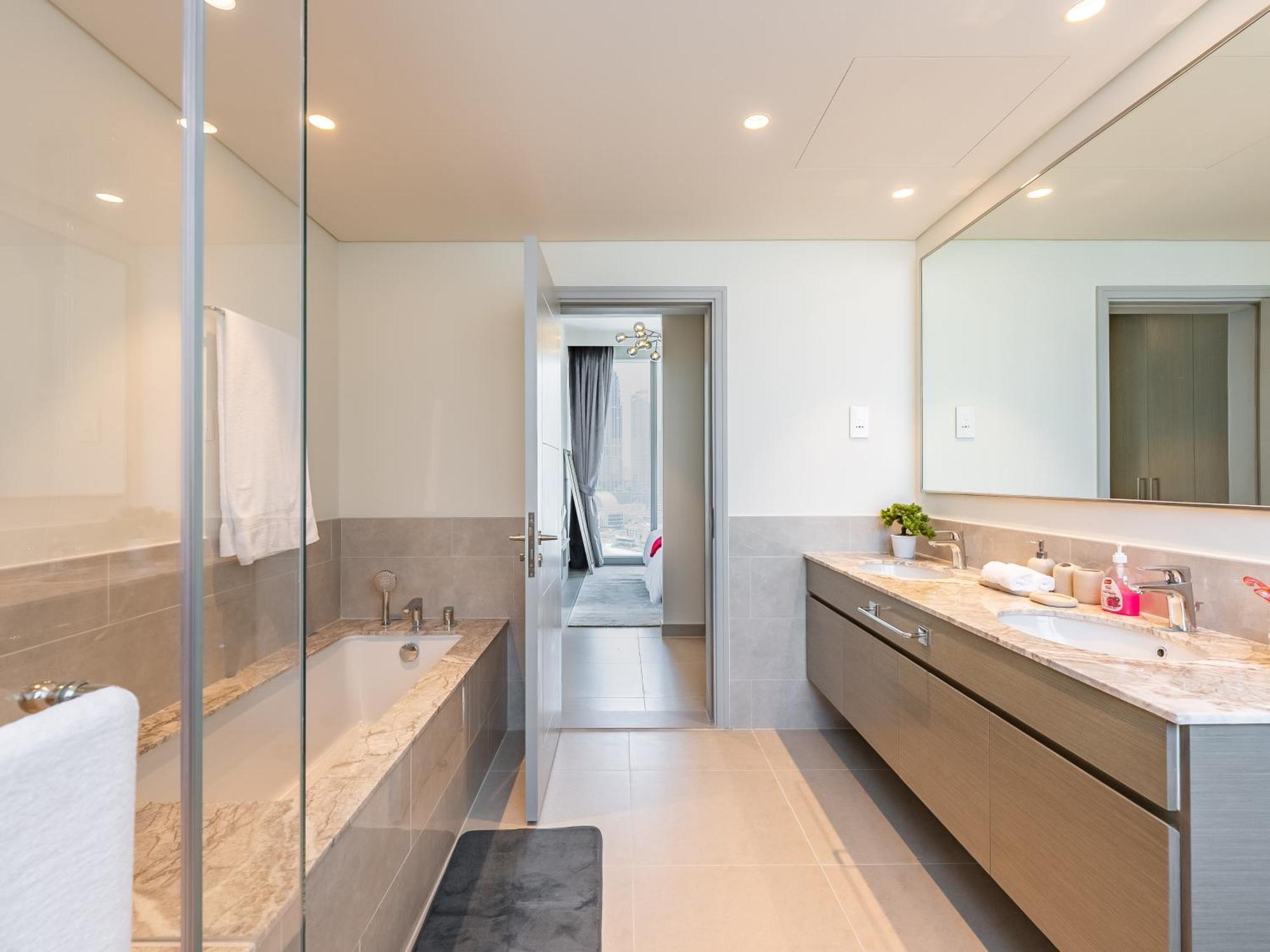 The London - Downtown Apartment *
