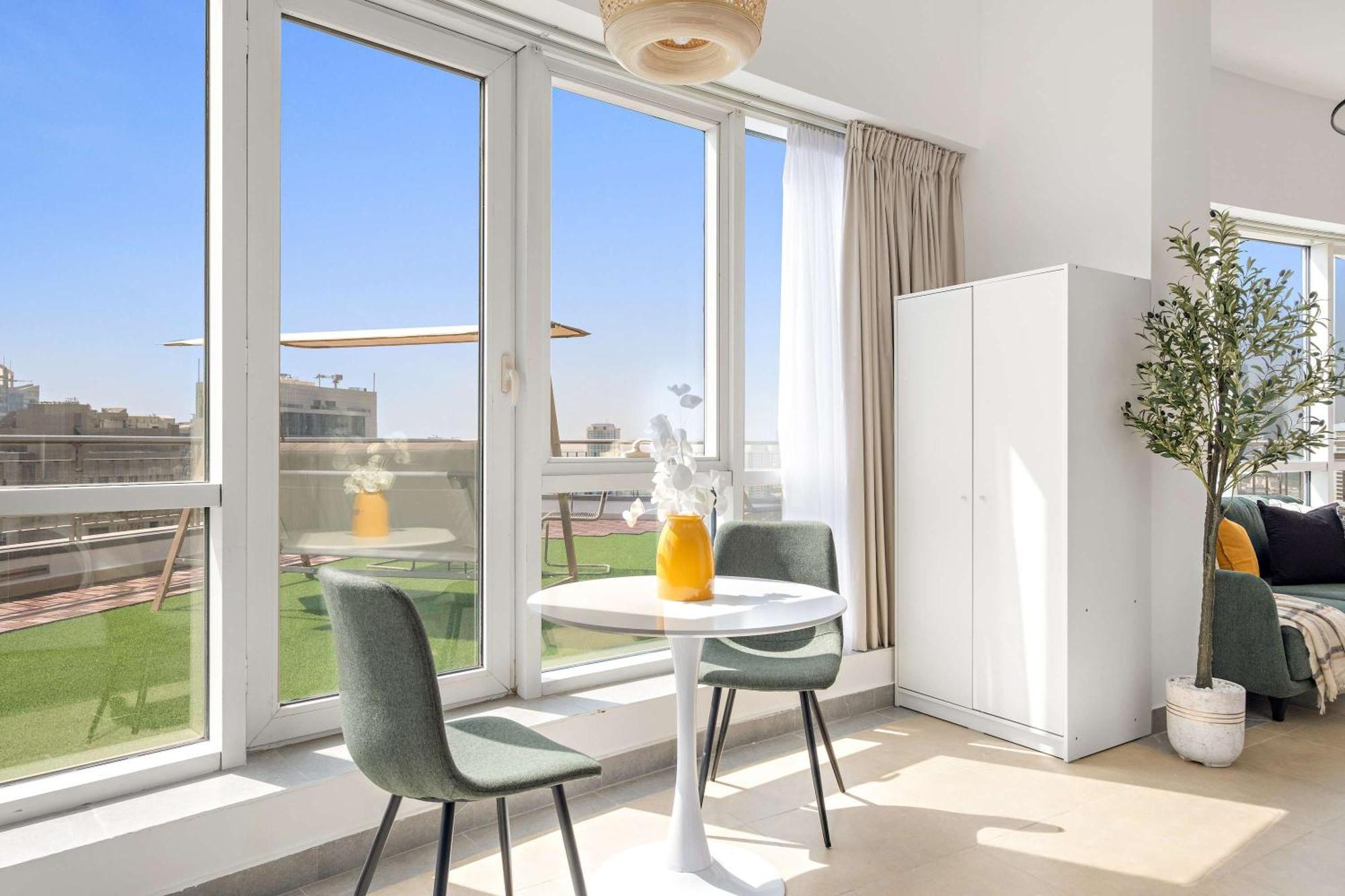 Silkhaus Cozy At Madison In Barsha Heights Apartment *