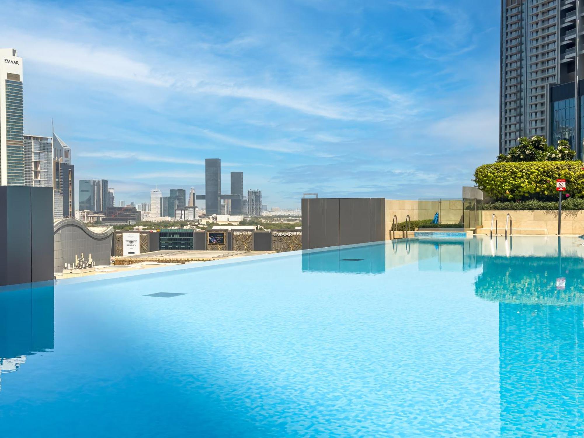Lux 1br Connected To Mall Near Burj Khalifa Dubai