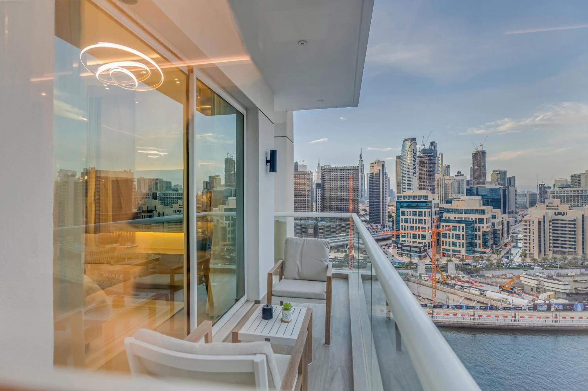 Above And Beyond - 1bdr With Burj Khalifa Views - Mayfair Tower In Business Bay Apartment Dubai