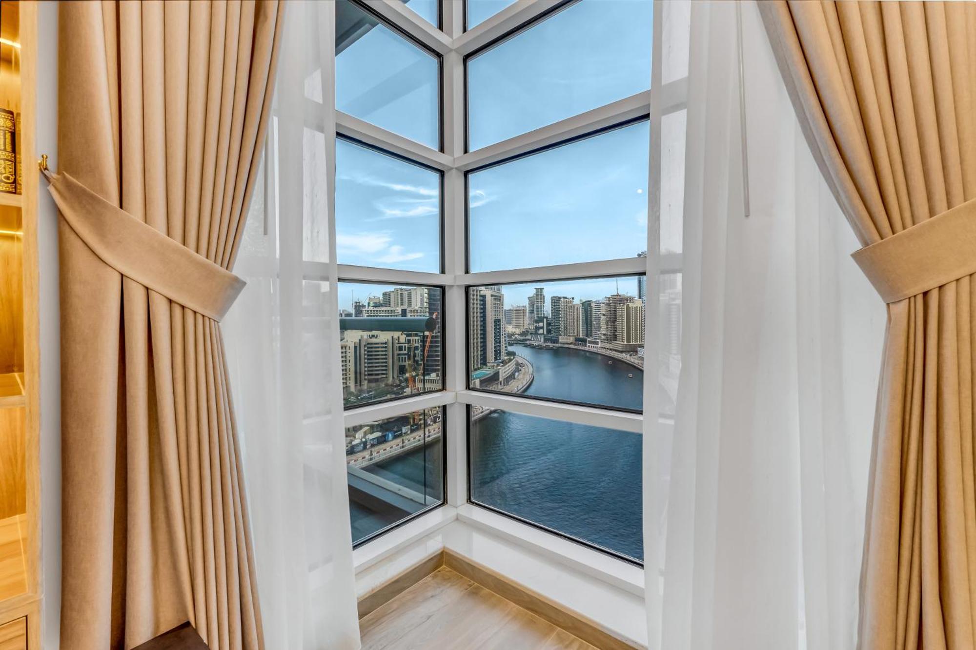 Above And Beyond - 1bdr With Burj Khalifa Views - Mayfair Tower In Business Bay Apartment Dubai