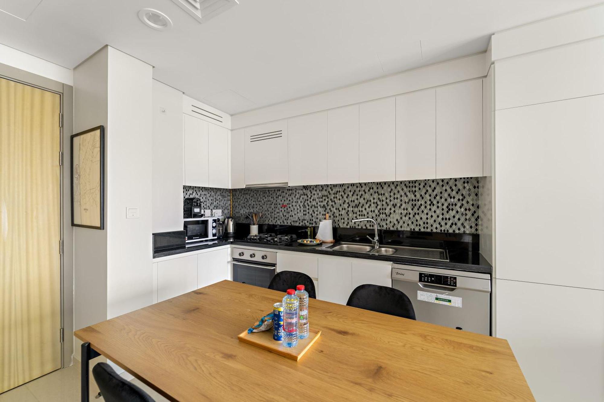 Silkhaus Premium 1br In Aykon Near Safa Park