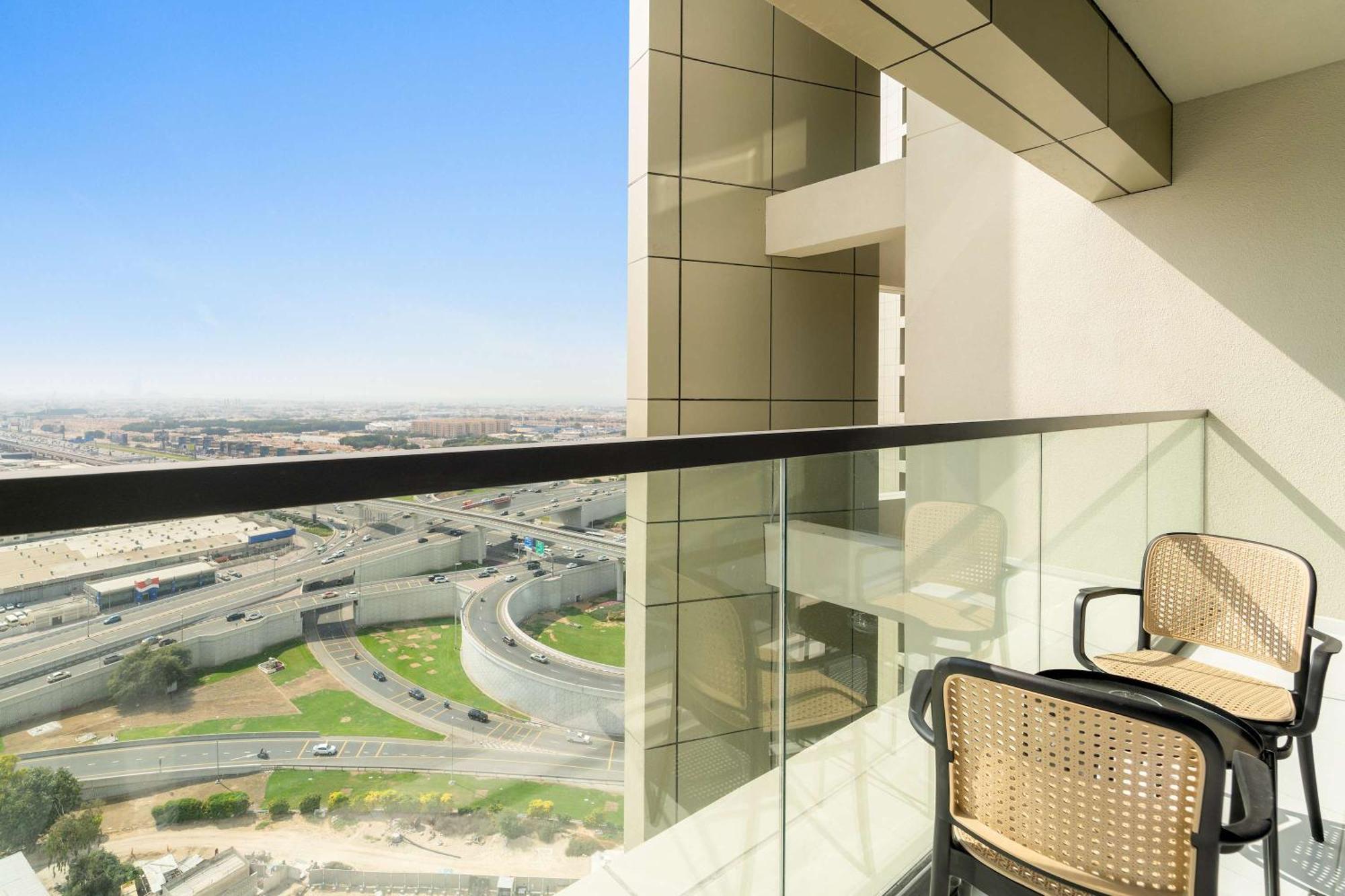 Apartment Silkhaus Premium 1br In Aykon Near Safa Park Dubai