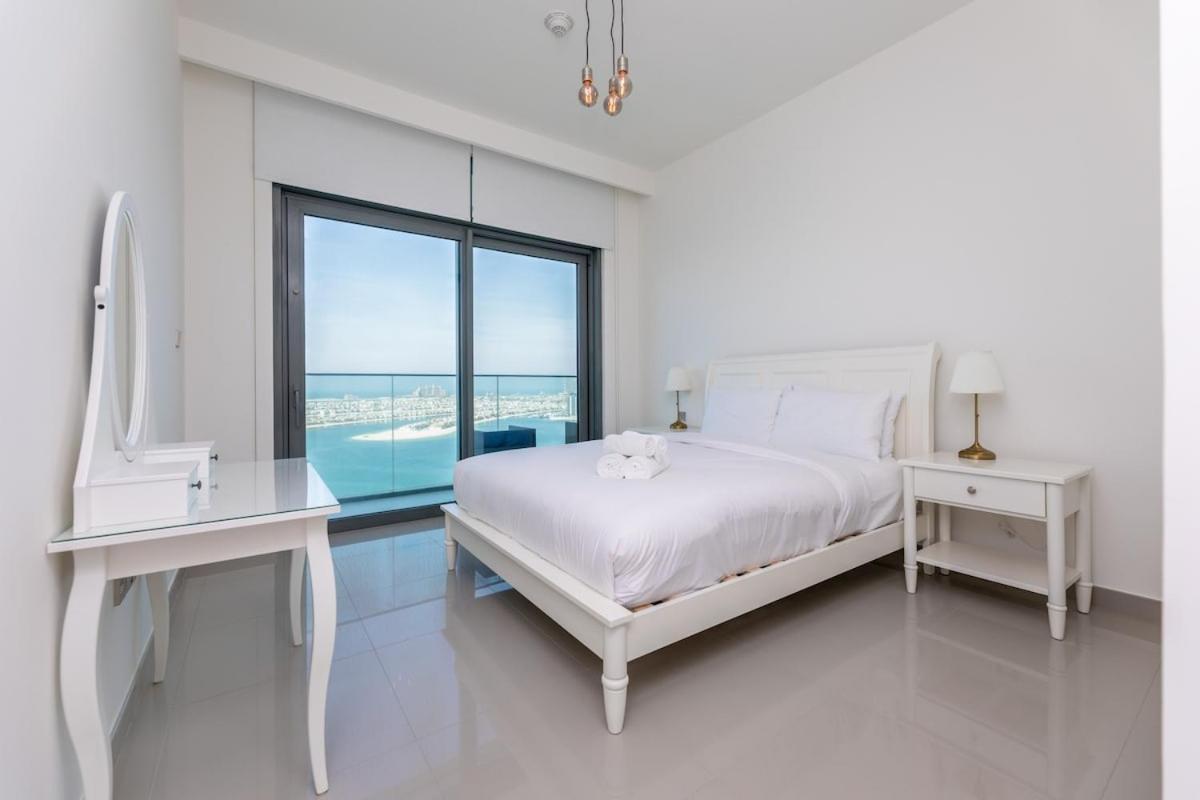 Luxury 2br With Pool, Gym & Sea Views Apartment *