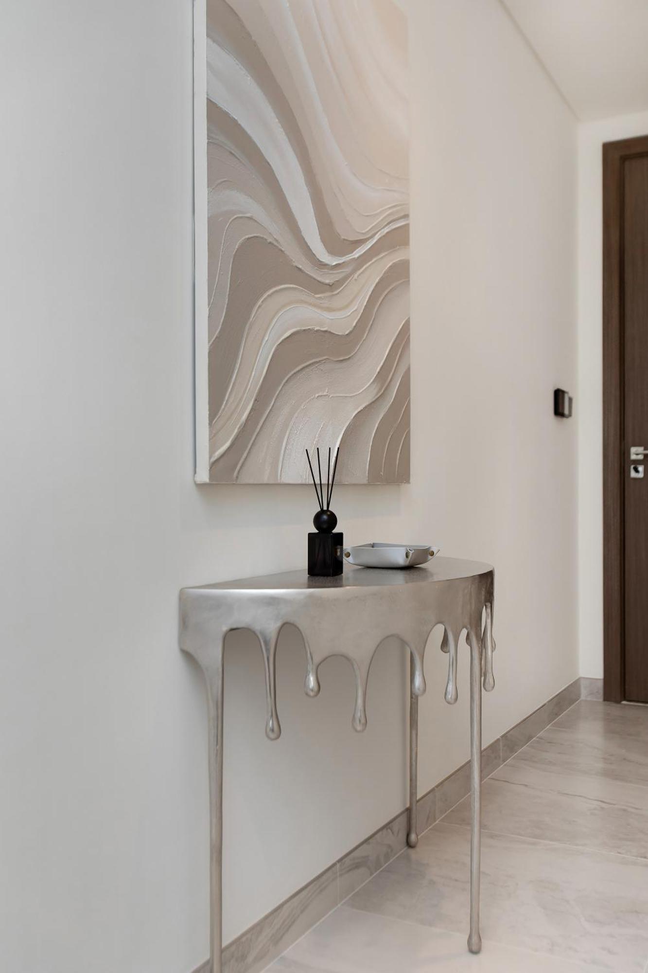 High-rise 1bdr In Business Bay