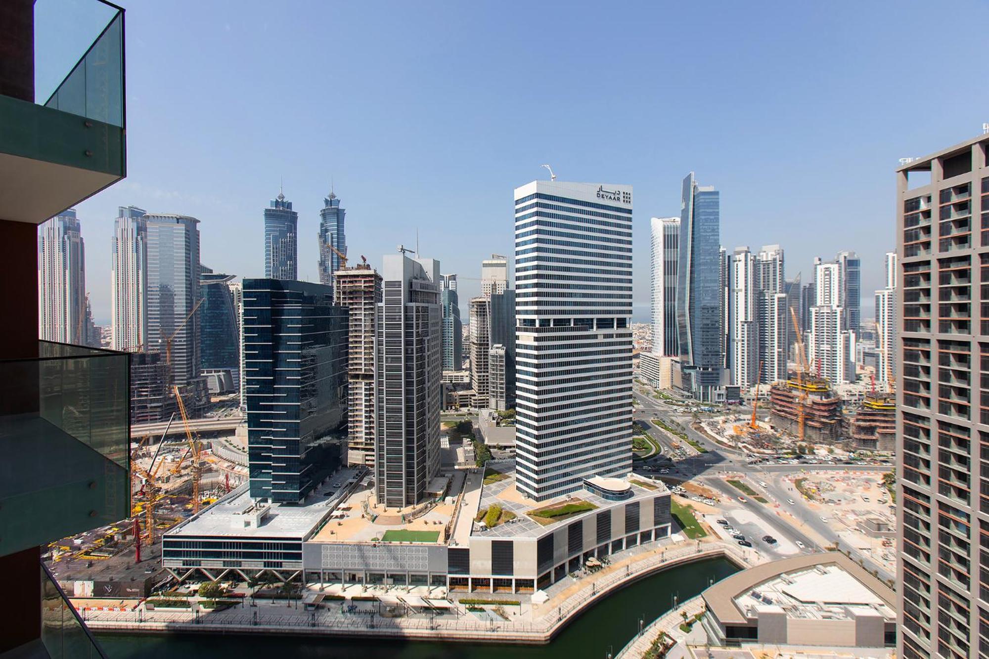 Apartment High-rise 1bdr In Business Bay