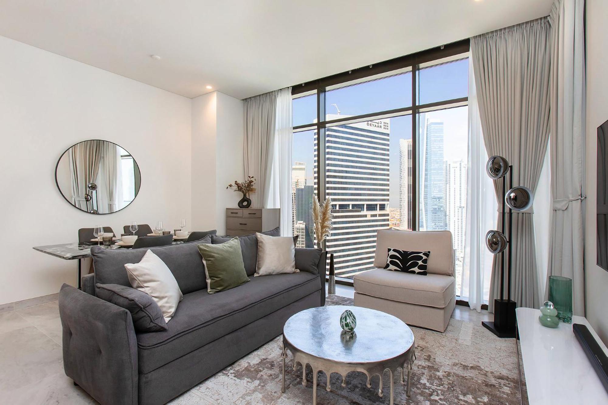 High-rise 1bdr In Business Bay Dubai
