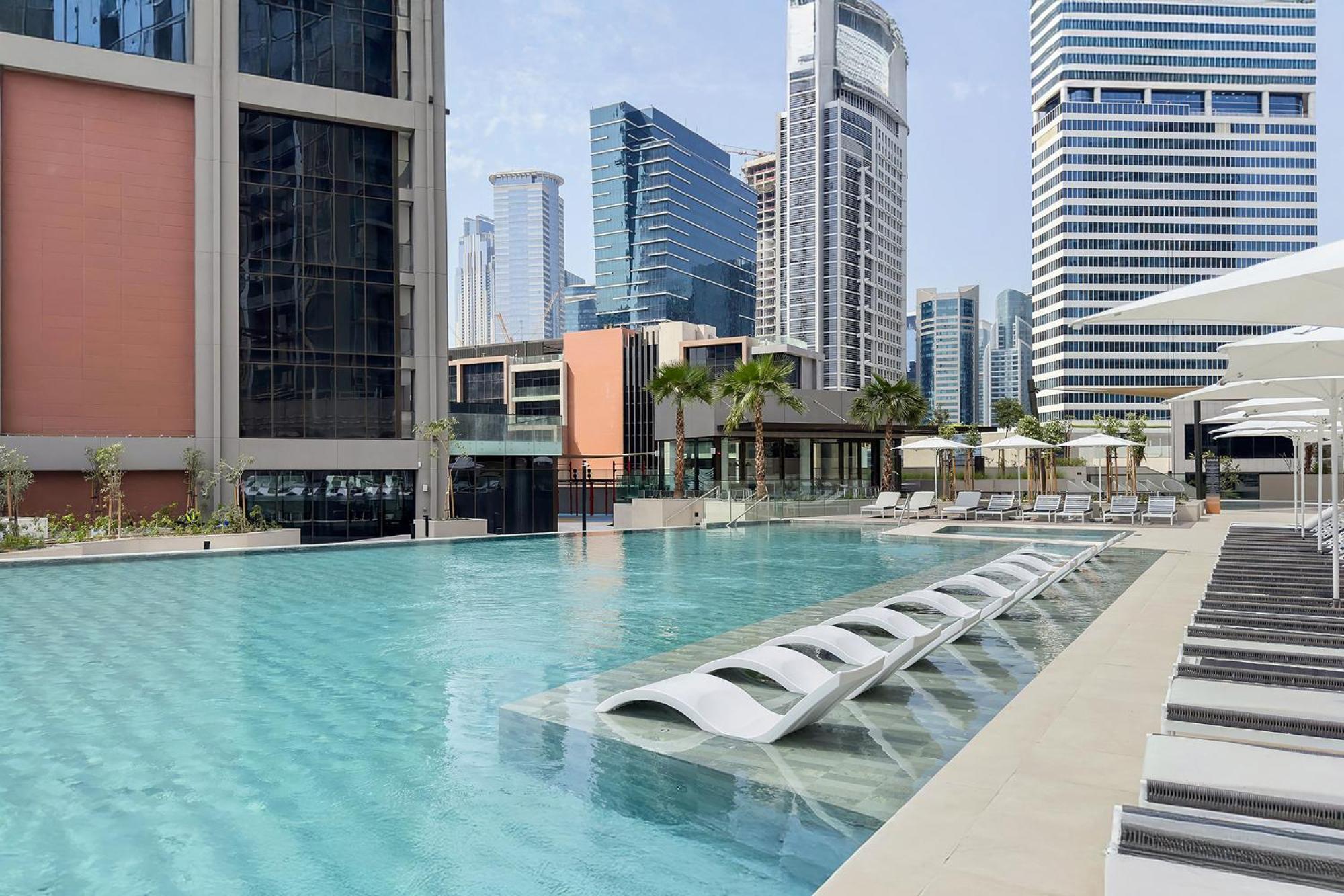 Apartment High-rise 1bdr In Business Bay Dubai