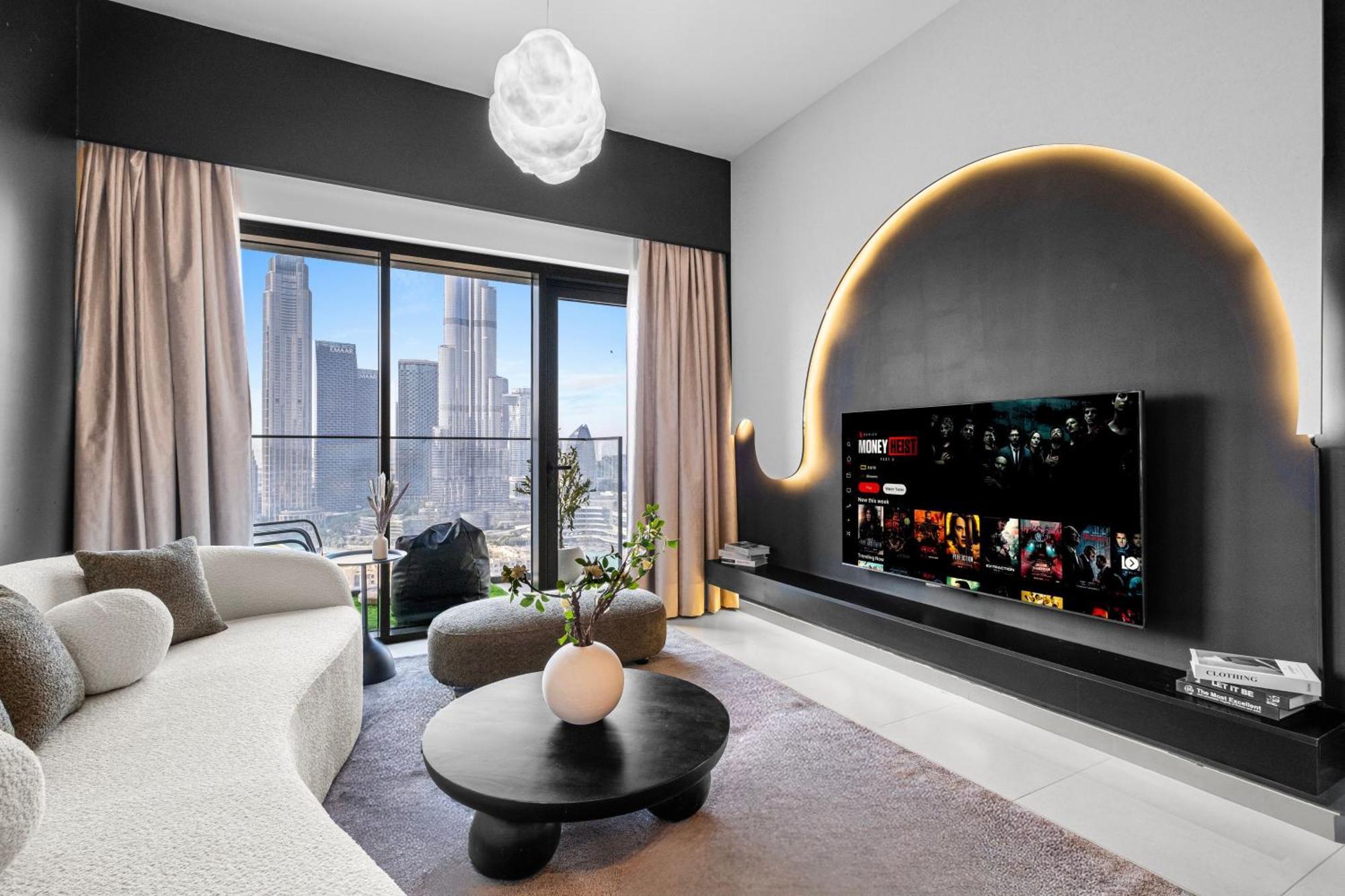 Luxury At The Top- Iconic Burj Views-dubai Mall Access 2br By Maxx Value Homes Apartment Dubai
