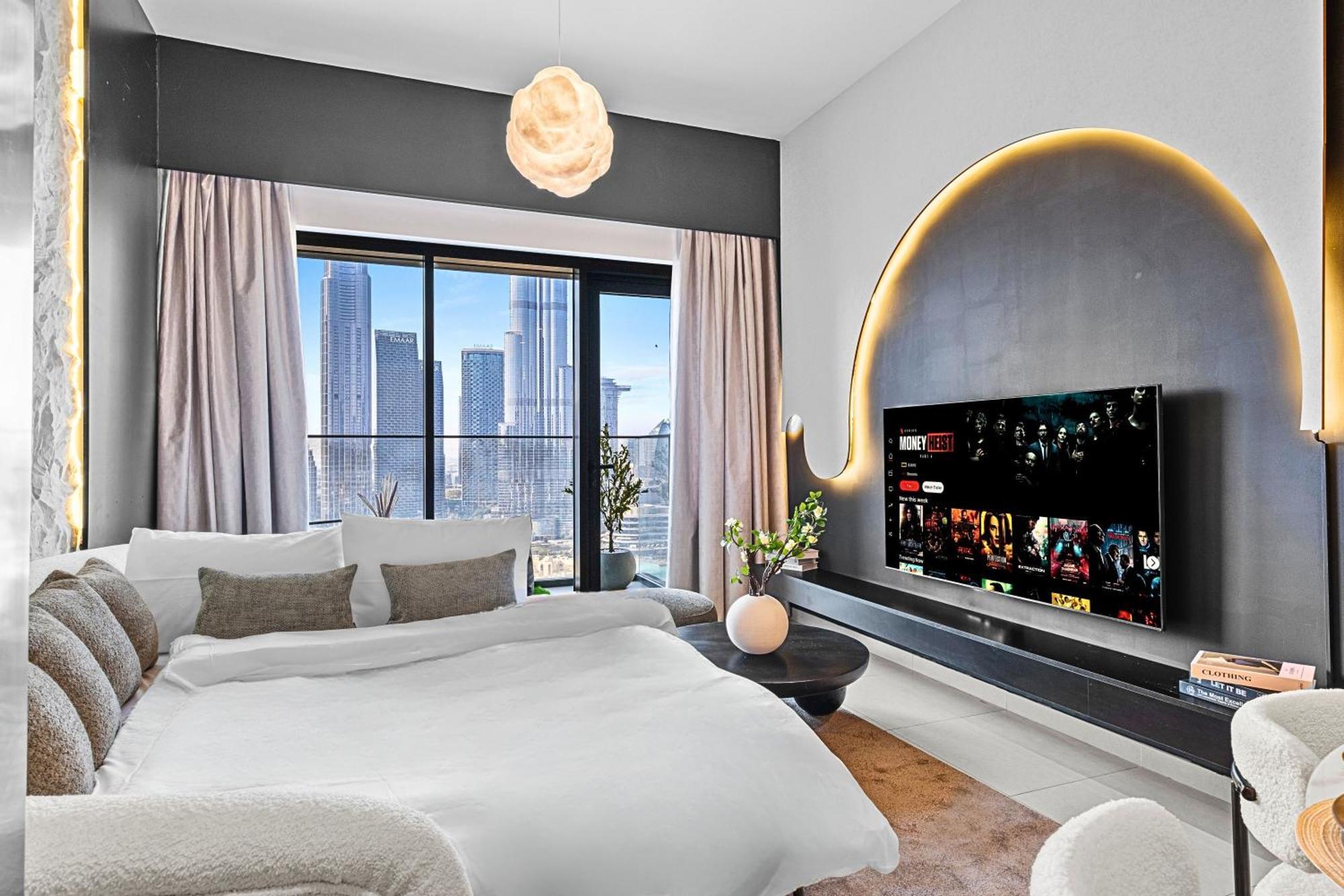 Luxury At The Top- Iconic Burj Views-dubai Mall Access 2br By Maxx Value Homes * Dubai